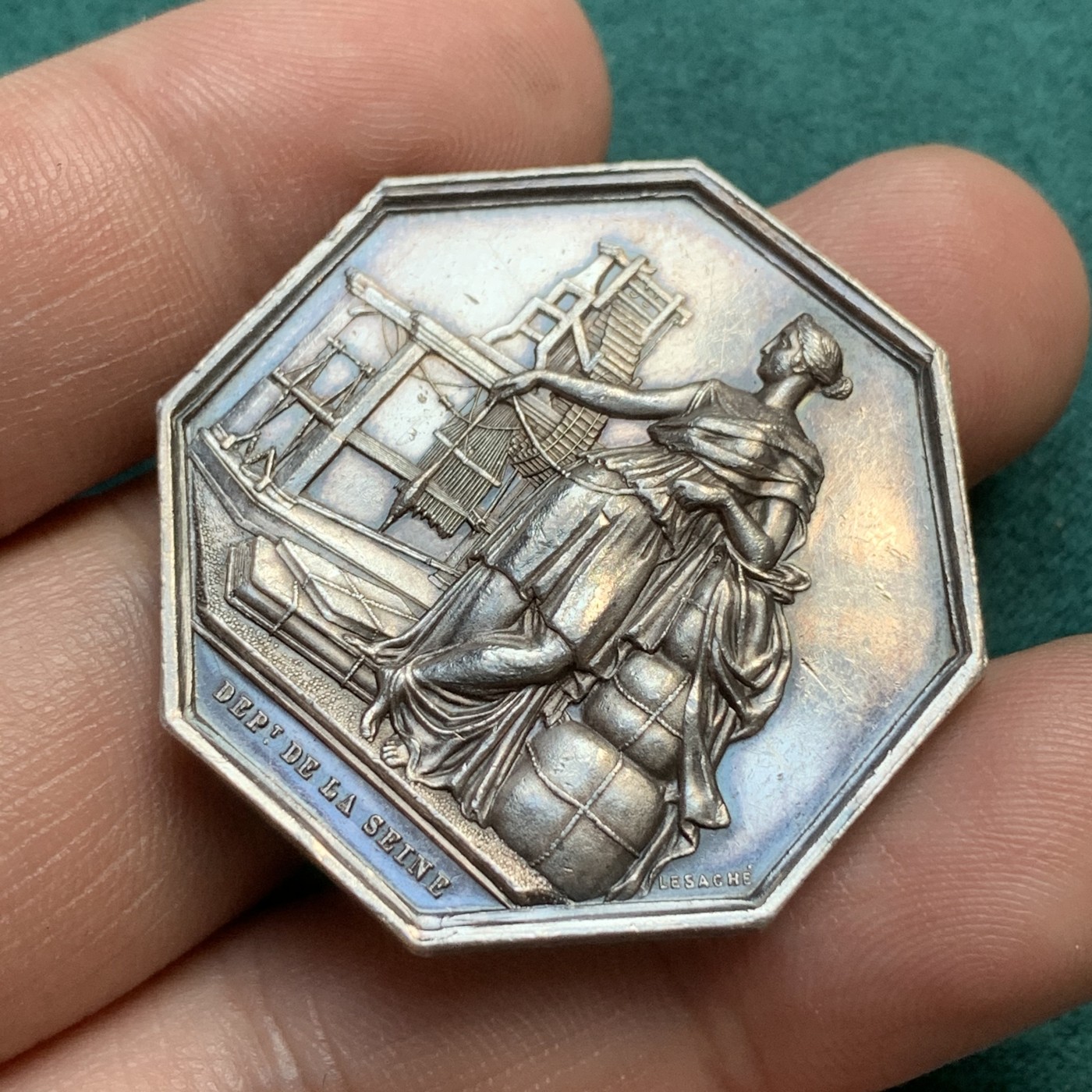 《竞宝斋》八角代币+章牌专场！第182场-周日，周一，周二 3场 (全场包邮) 法国塞纳河工会八角银质jeton，18.69g，35.7mm，手指边铭