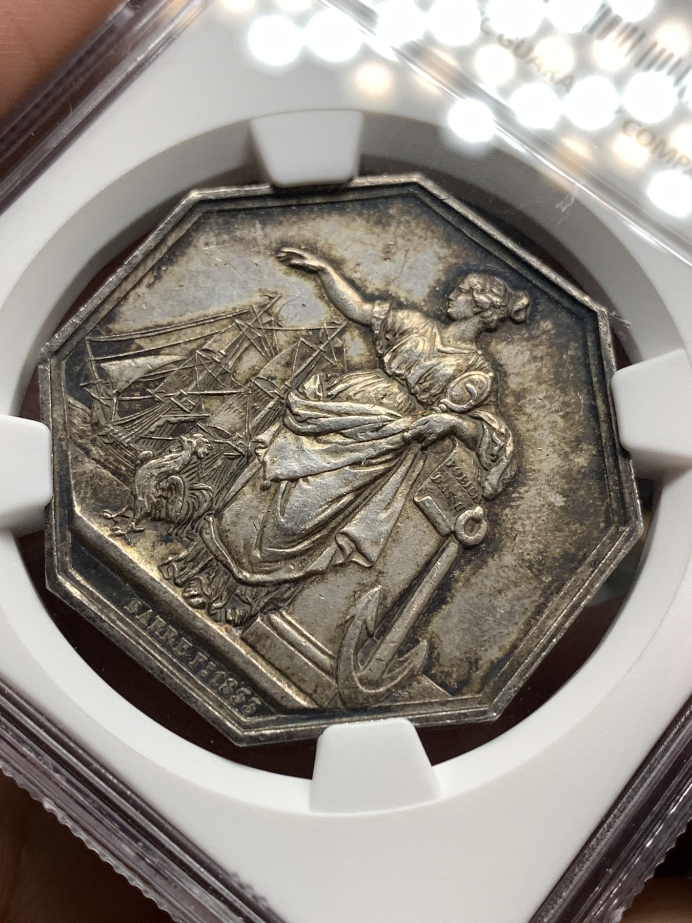 《竞宝斋》八角代币+章牌专场！第182场-周日，周一，周二 3场 (全场包邮) NGC MS62 法国 1833 银质八角代币  美女 战船 高卢雄鸡一个都没有少 细节好 包浆极美