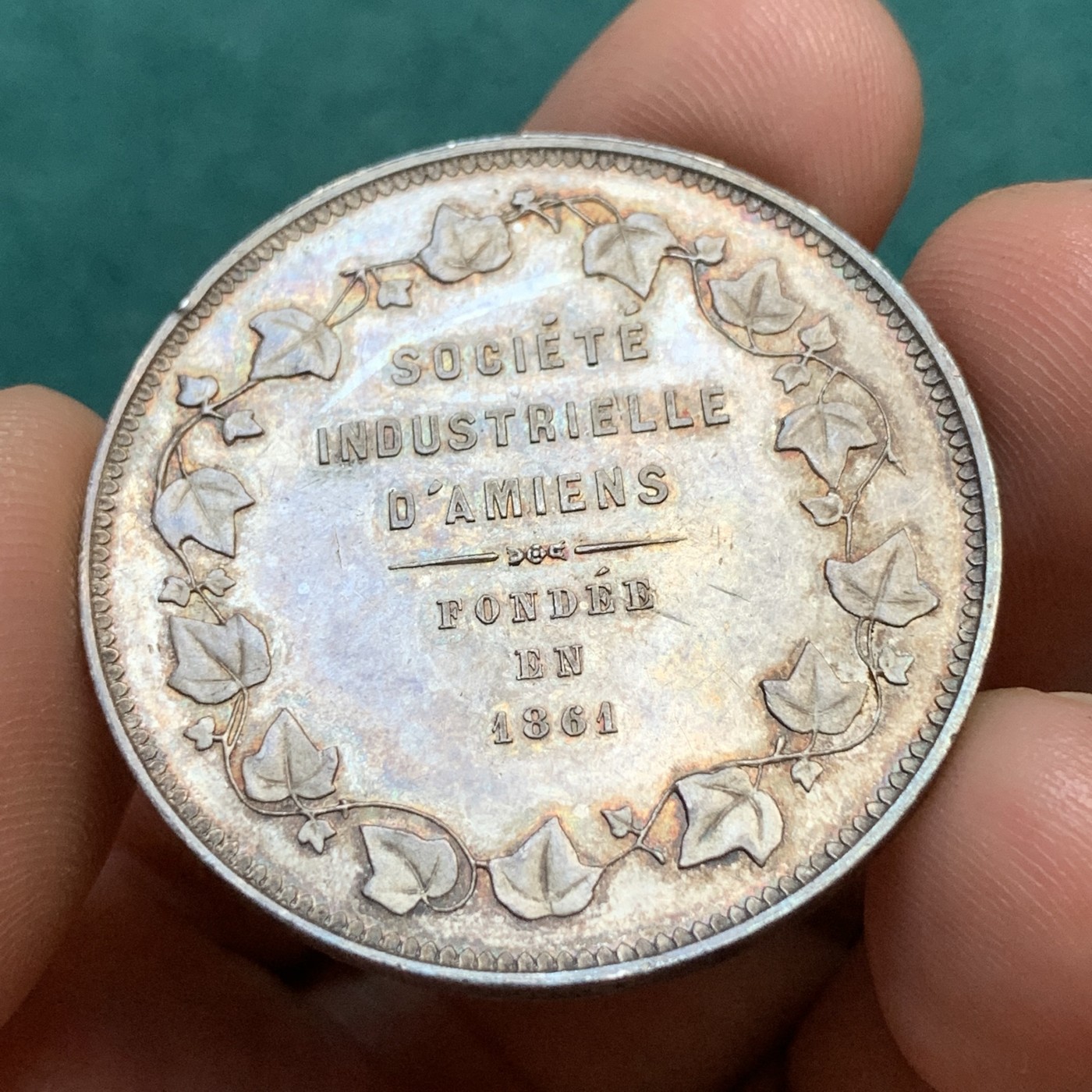 《竞宝斋》八角代币+章牌专场！第182场-周日，周一，周二 3场 (全场包邮) 法国亚眠工业公司银质jeton，19.06g，36mm，蜜蜂边铭