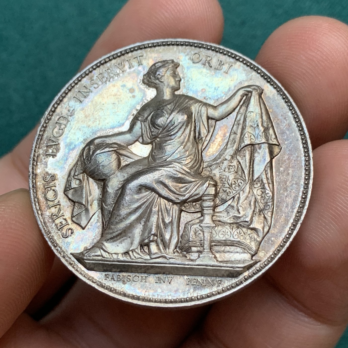 《竞宝斋》八角代币+章牌专场！第182场-周日，周一，周二 3场 (全场包邮) 法国银章，里昂丝绸协会，22.20g，37.7mm，蜜蜂边铭，高浮雕，黄油彩