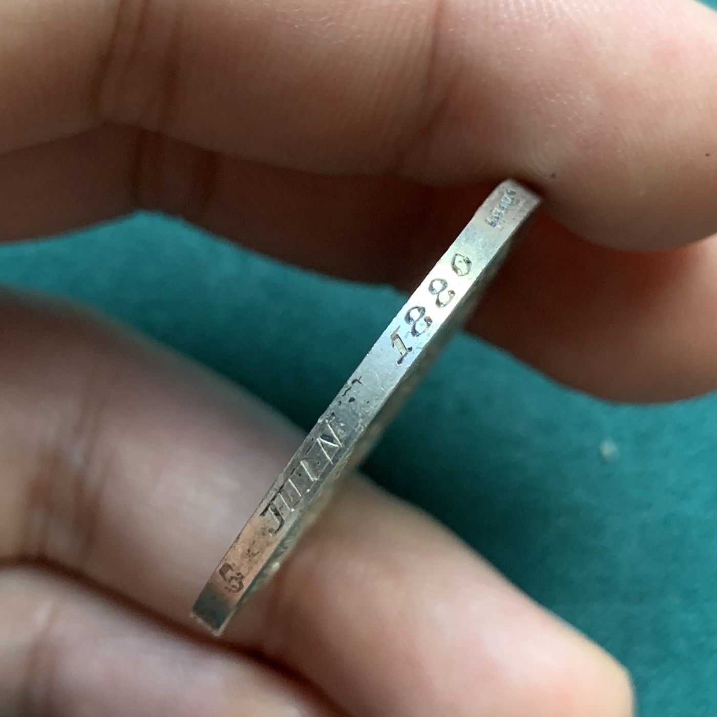 《竞宝斋》八角代币+章牌专场！第182场-周日，周一，周二 3场 (全场包邮) 法国结婚纪念银章，16.36g，33.7mm，烟斗边铭（1879年仅铸造几个月）