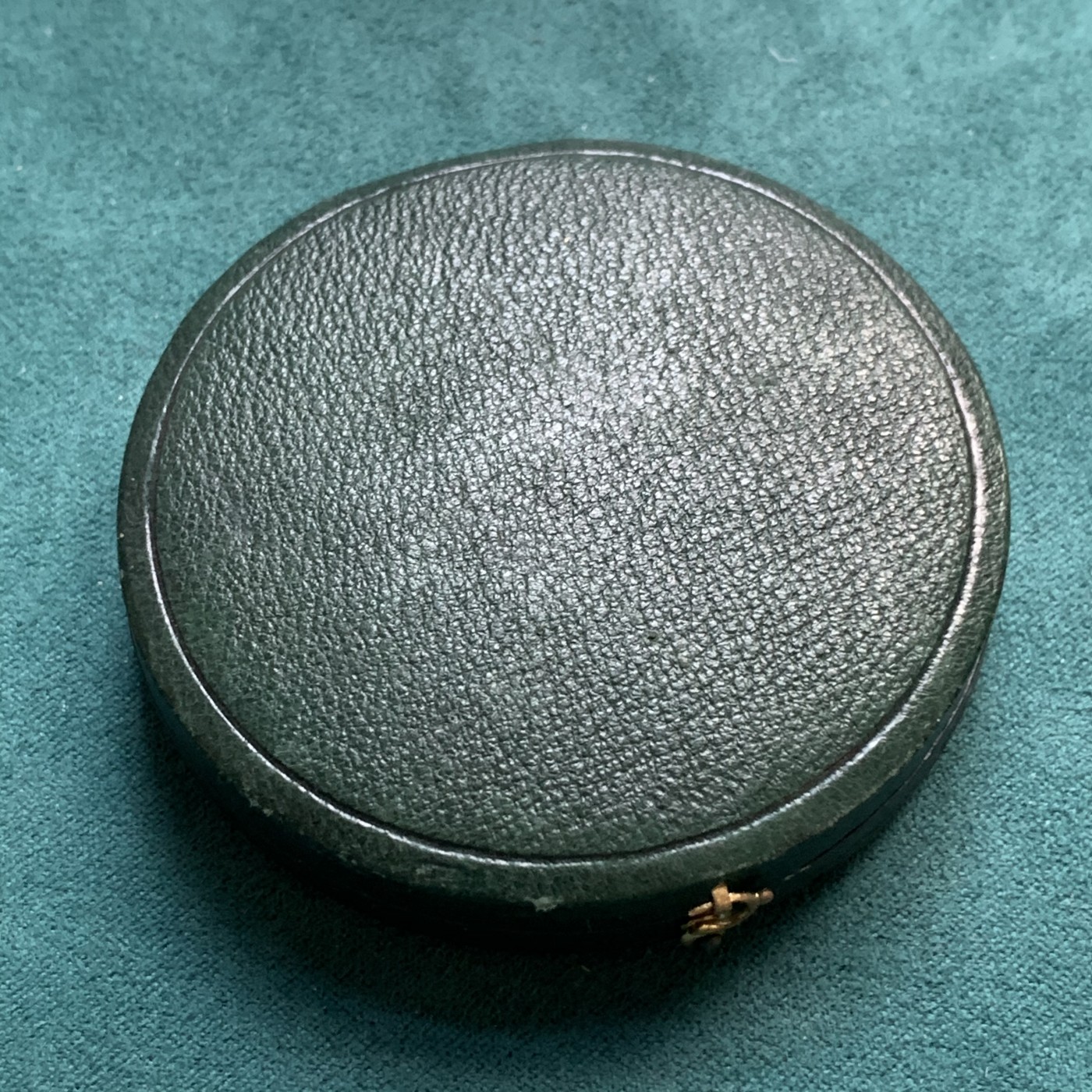 《竞宝斋》八角代币+章牌专场！第182场-周日，周一，周二 3场 (全场包邮) 法国玛丽安娜农业银章，92.42g，57.3mm，丰饶角边铭，品相完好，丝绸底光