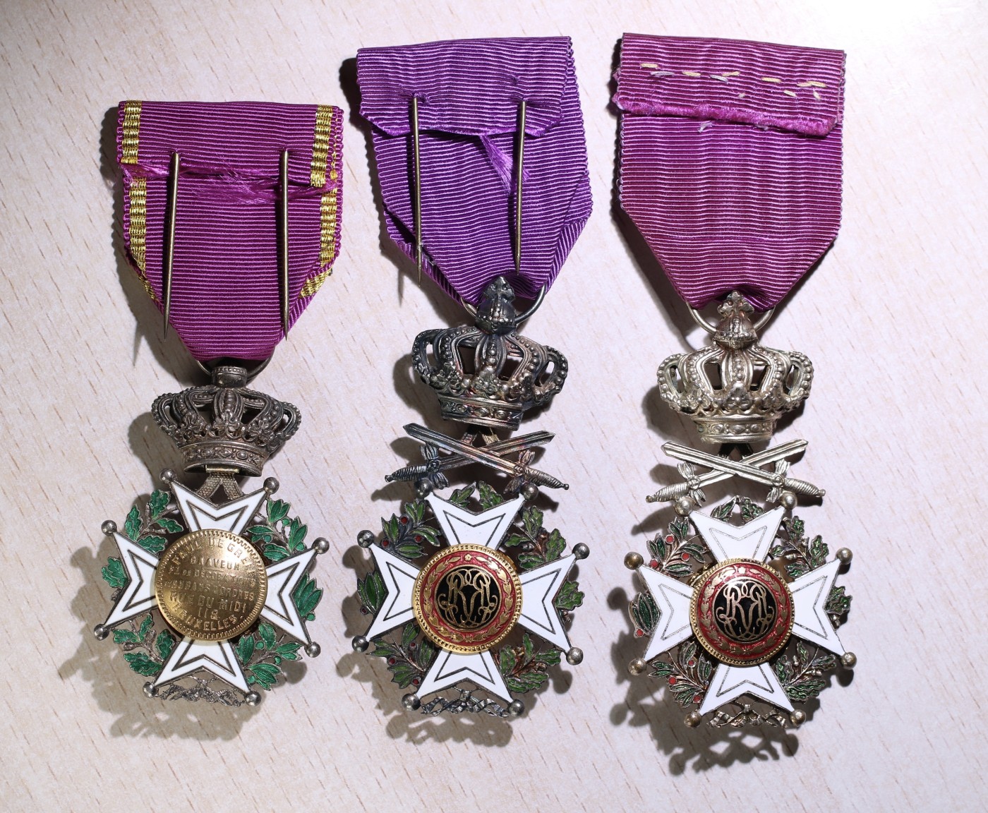 大猫徽章拍卖第228期 