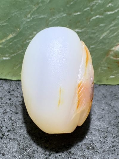 精美亚光高玉化海洋玉髓手工俏色巧雕富贵有余桶珠一个 - 精美亚光高玉化海洋玉髓手工俏色巧雕富贵有余桶珠一个