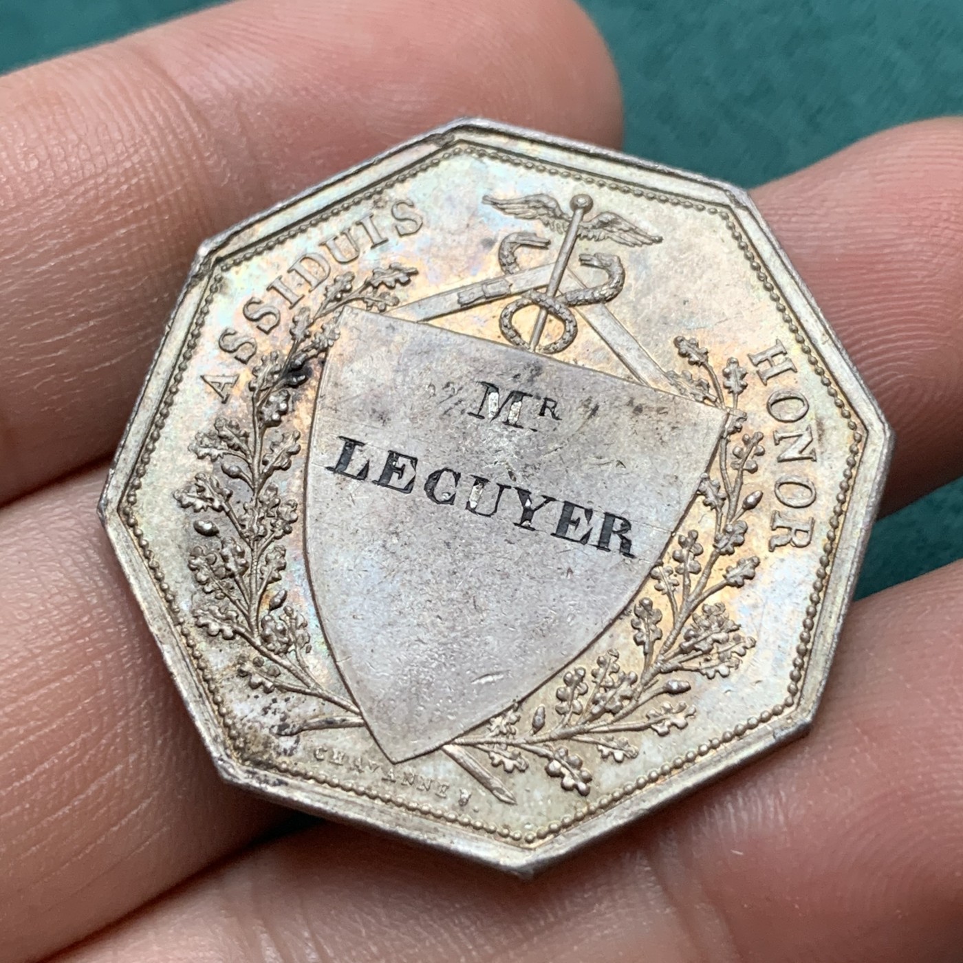 《竞宝斋》八角代币+章牌专场！第182场-周日，周一，周二 3场 (全场包邮) 法国八角银质代币jeton，属于1829年Lecuyer先生出席里昂市议会的代币，17.5g，33mm，1832之前无边铭