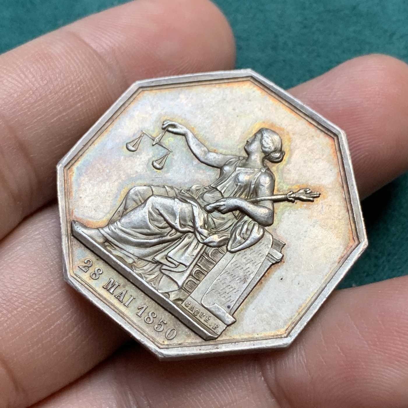 《竞宝斋》八角代币+章牌专场！第182场-周日，周一，周二 3场 (全场包邮) 法国破产法八角银质代币，19.2g，35.7mm，蜜蜂边铭，金黄包浆