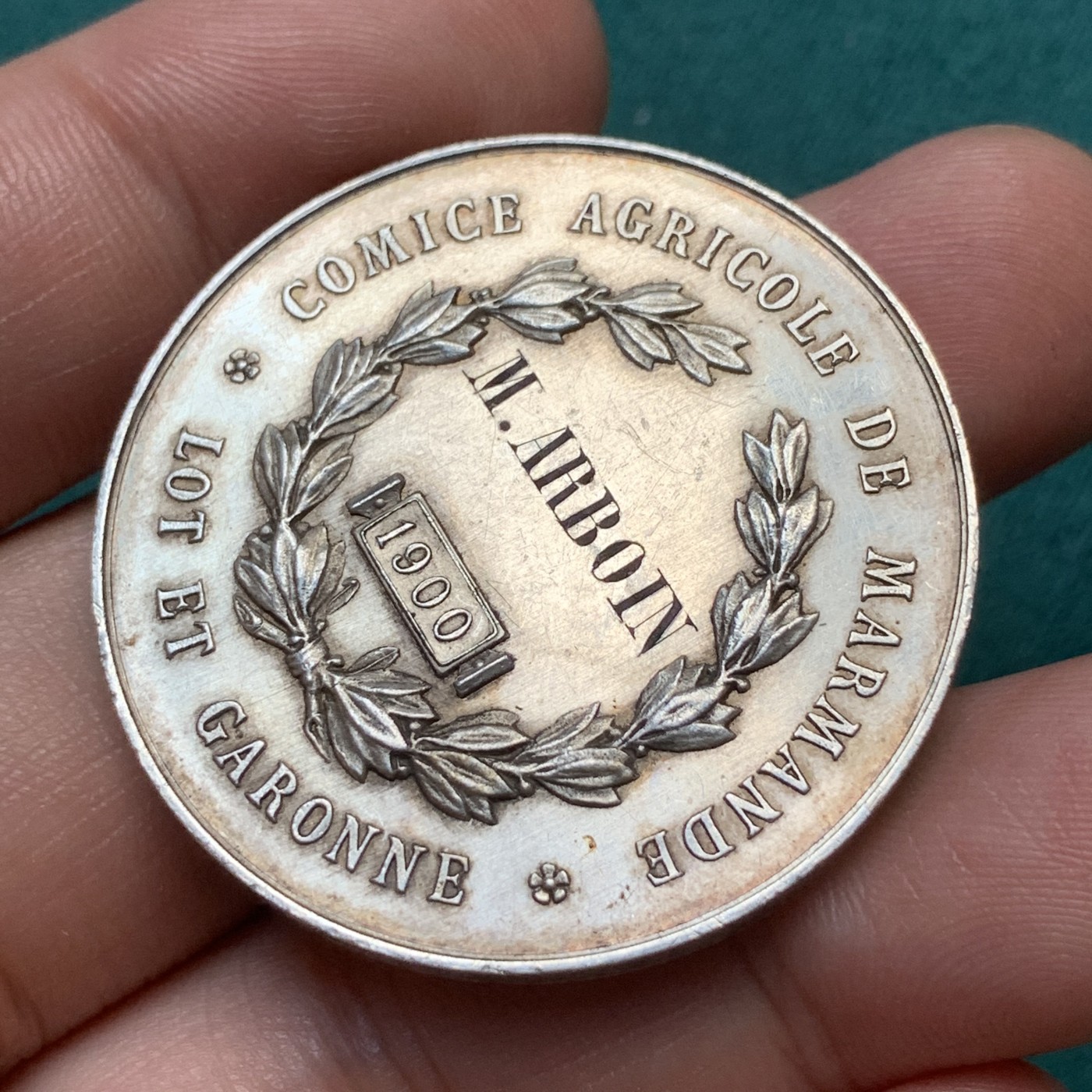 《竞宝斋》八角代币+章牌专场！第182场-周日，周一，周二 3场 (全场包邮) 法国马尔芒德农业委员会银章，29.14g，38.8mm，菱形边铭银标