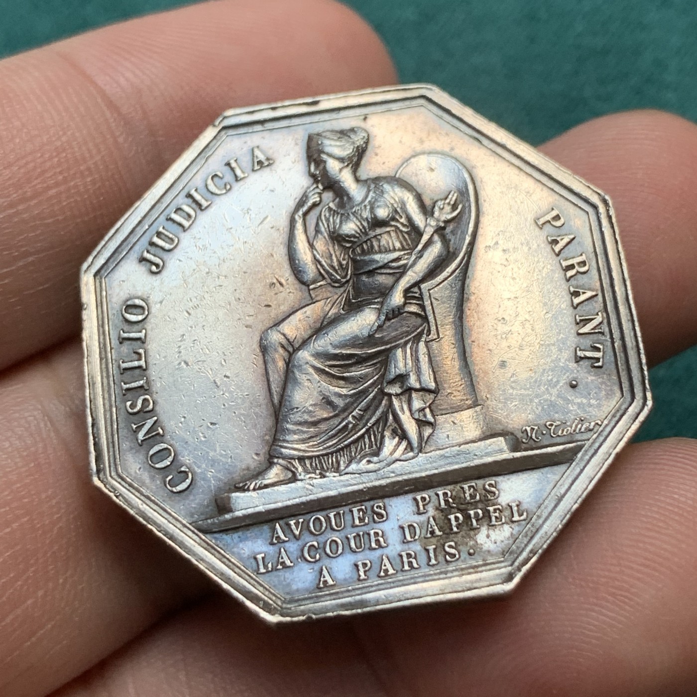 《竞宝斋》八角代币+章牌专场！第182场-周日，周一，周二 3场 (全场包邮) 法国上诉法院和法律辩护八角银质jeton，16.7mm，33.6mm，蜜蜂边铭