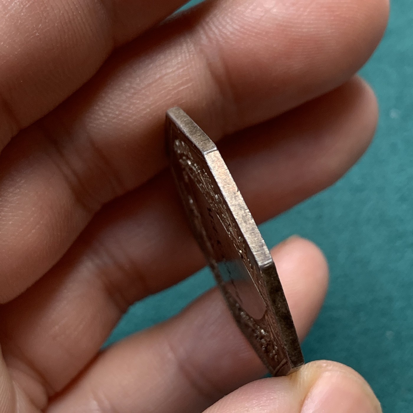 《竞宝斋》八角代币+章牌专场！第182场-周日，周一，周二 3场 (全场包邮) 法国八角银质代币jeton，属于1829年Lecuyer先生出席里昂市议会的代币，17.5g，33mm，1832之前无边铭