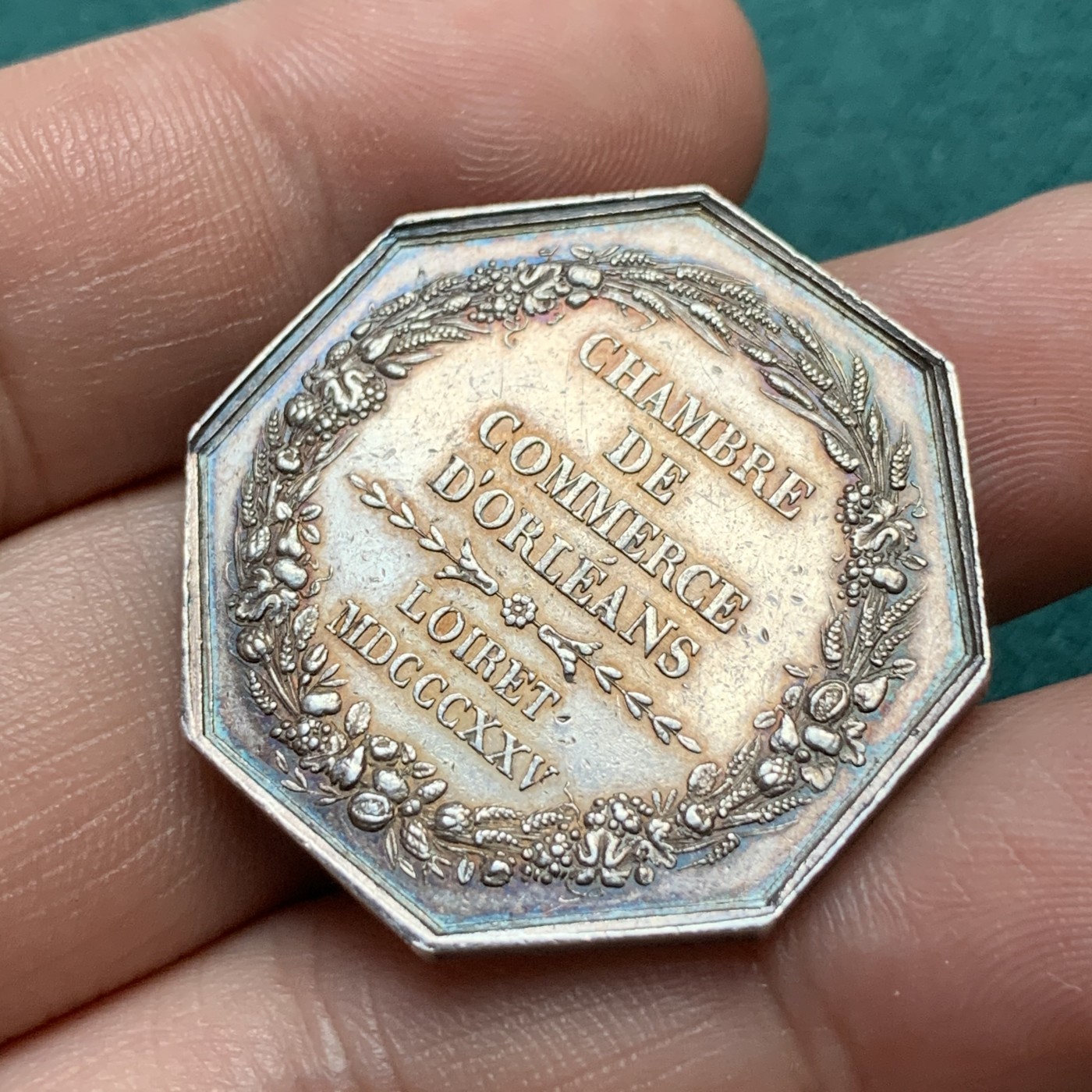 《竞宝斋》八角代币+章牌专场！第182场-周日，周一，周二 3场 (全场包邮) 法国1832年之前查理十世奥尔良商会八角银质jeton，对边32.2mm，重12.9克，早期无边铭