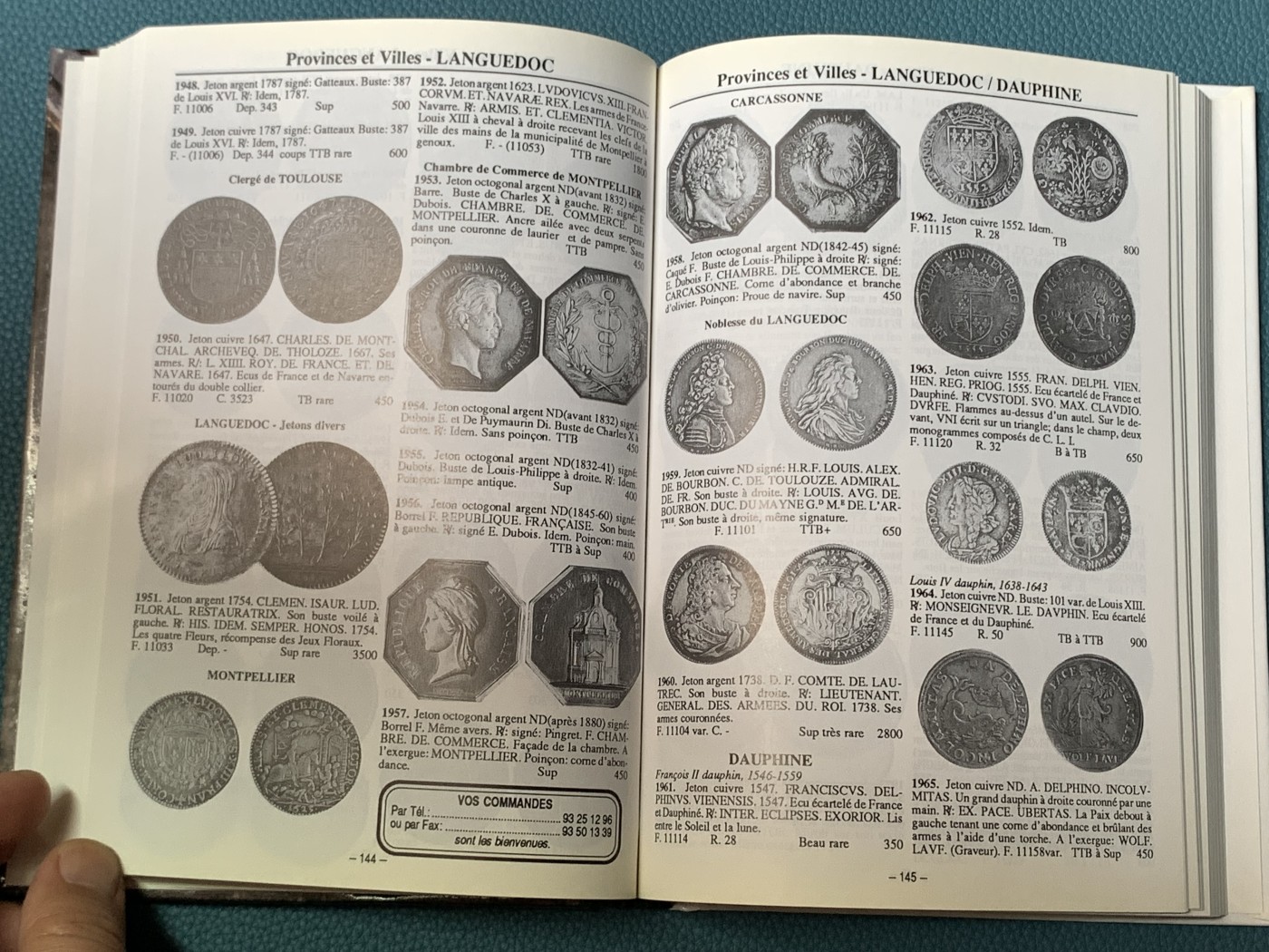 《竞宝斋》八角代币+章牌专场！第182场-周日，周一，周二 3场 (全场包邮) 法国 1991年 JETONS 代币目录 所见最新版本 版别详尽 厚达349页 一本在手 八角我有 权威绝版目录 都是全新的 2本随机发