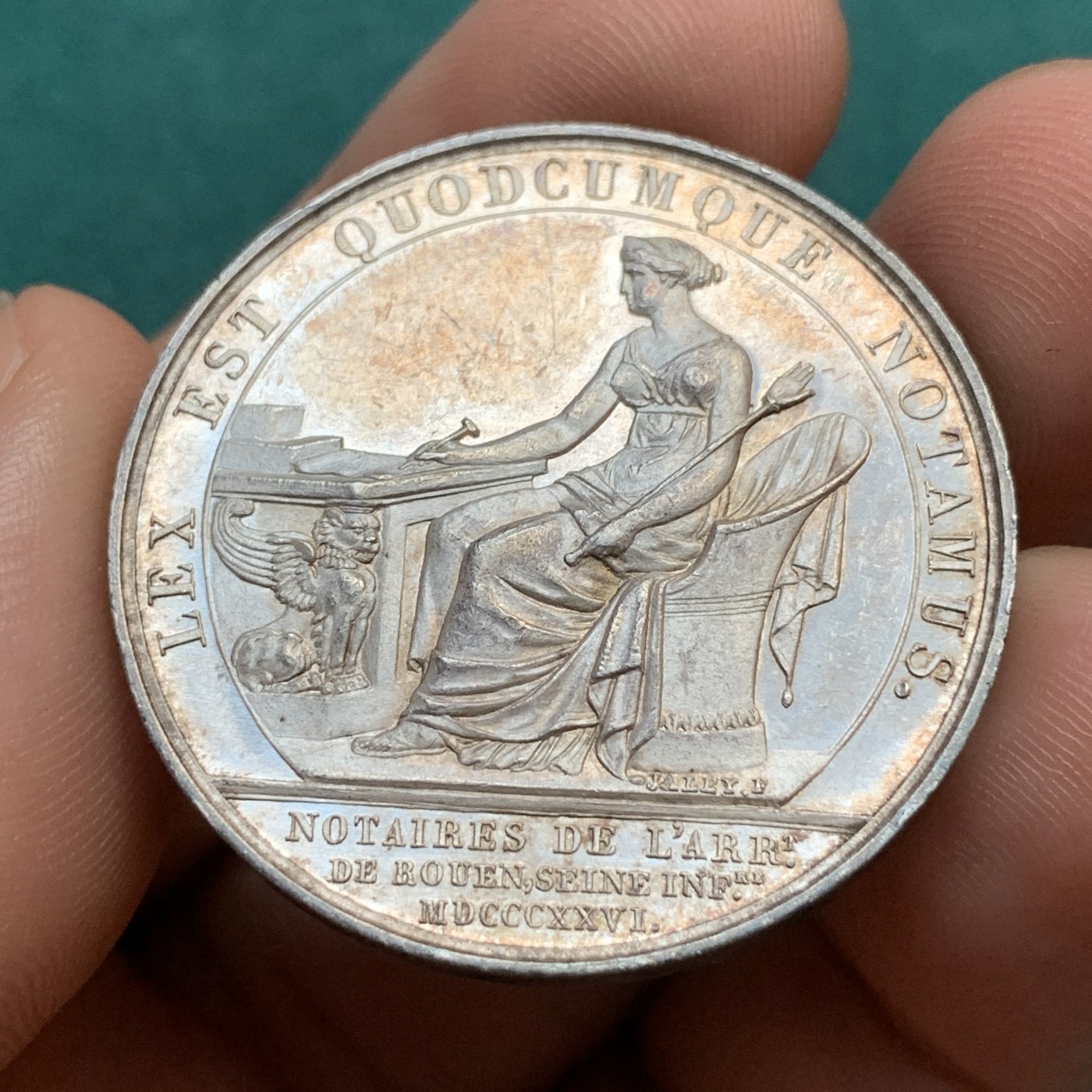 《竞宝斋》八角代币+章牌专场！第182场-周日，周一，周二 3场 (全场包邮) 法国查理十世鲁昂公证人银质jeton，18.22g，34.8mm，早期无边铭，阴阳包浆