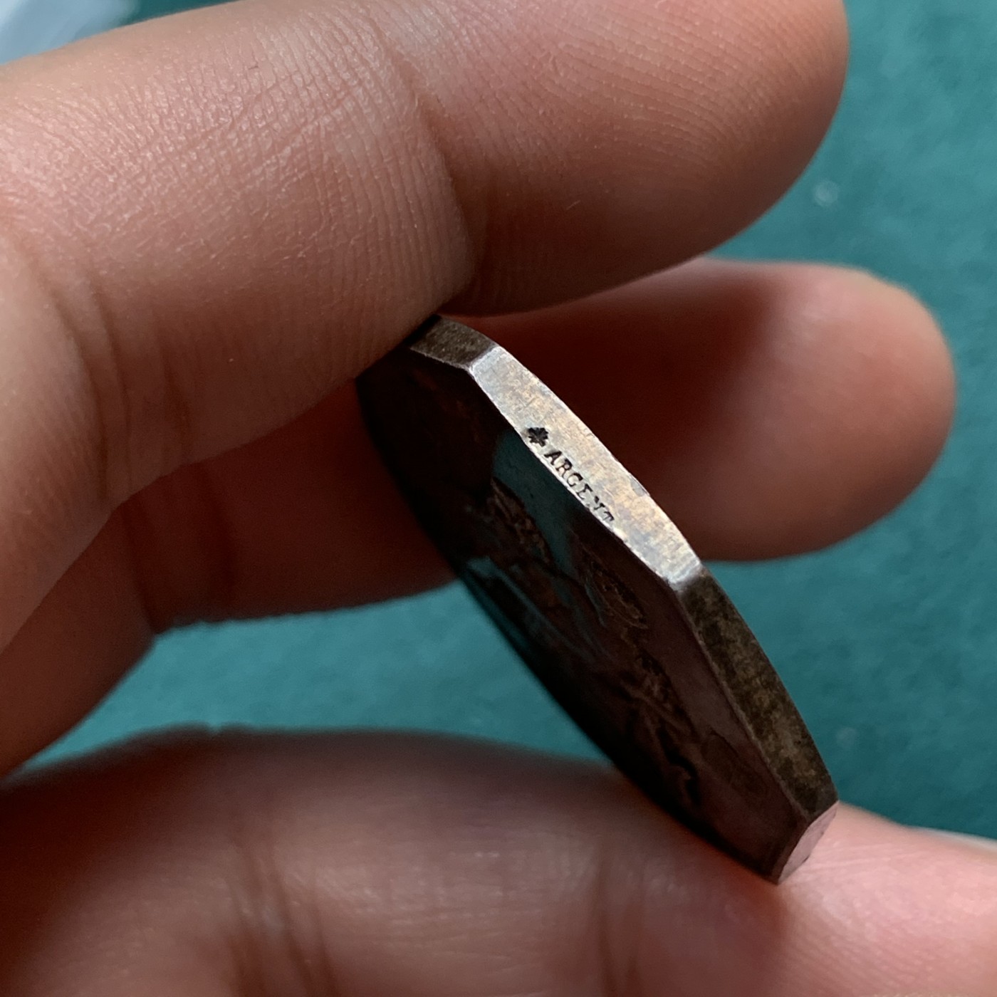 《竞宝斋》八角代币+章牌专场！第182场-周日，周一，周二 3场 (全场包邮) 法国 政府专家专员JETON银质八角代币，16.00g，31mm，蜜蜂边铭，黄油彩