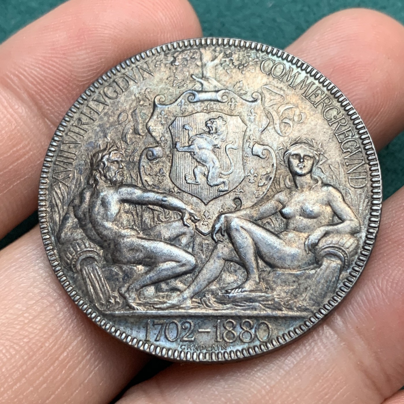 《竞宝斋》八角代币+章牌专场！第182场-周日，周一，周二 3场 (全场包邮) 法国里昂商会银质jeton，22.77g，37mm，丰饶角边铭，金黄油彩，细节丰富漂亮