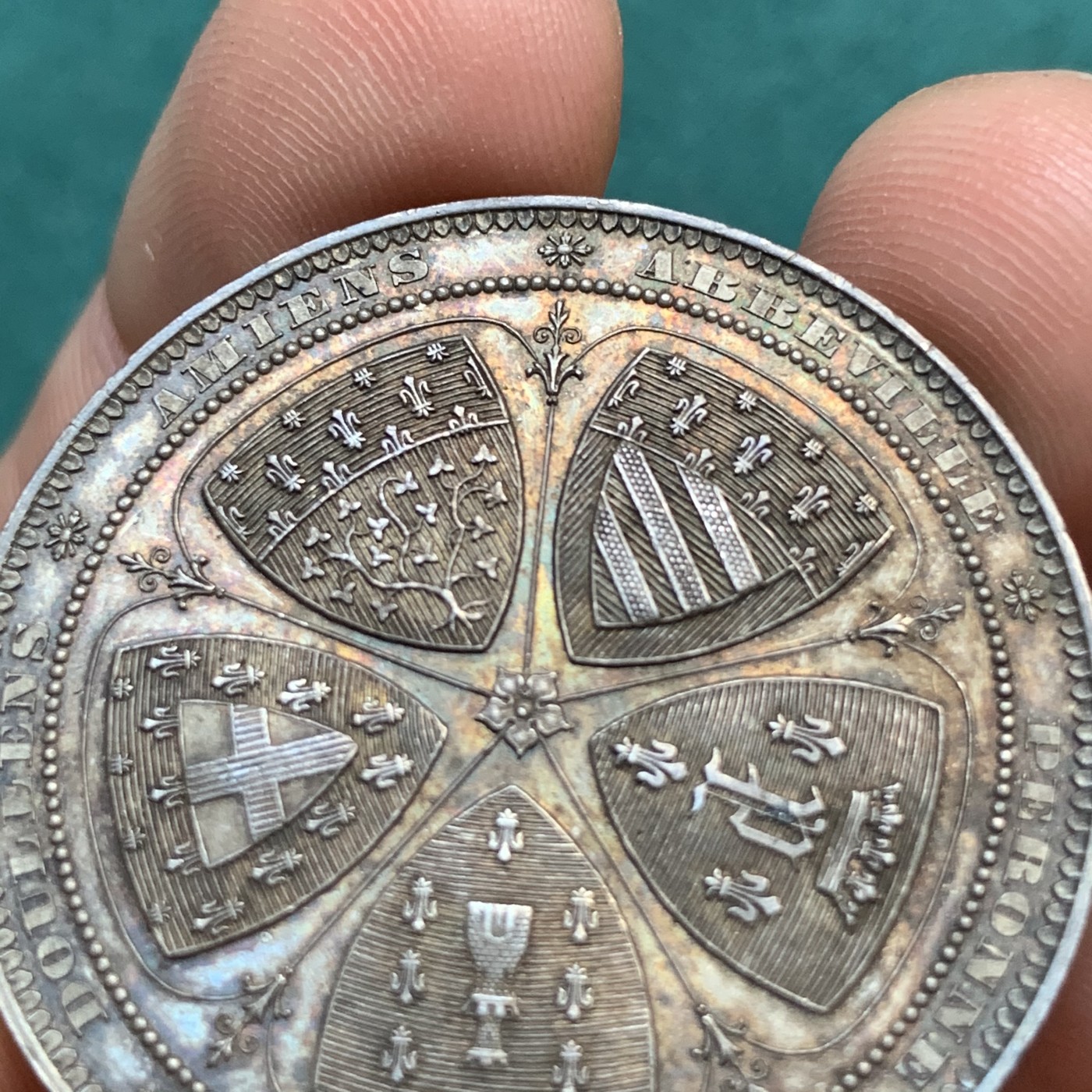 《竞宝斋》八角代币+章牌专场！第182场-周日，周一，周二 3场 (全场包邮) 法国亚眠工业公司银质jeton，19.06g，36mm，蜜蜂边铭