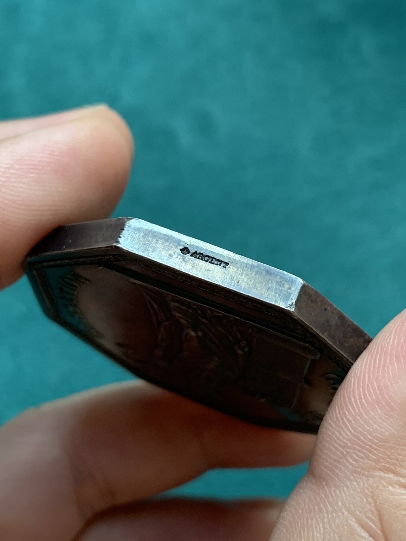 《竞宝斋》八角代币+章牌专场！第182场-周日，周一，周二 3场 (全场包邮) 法国最高法院巨型八角银质代币jeton，手持天平的忒弥斯，64.5g，47.3mm，蜜蜂边铭（1860-1879），非后期丰饶角，油性老包浆