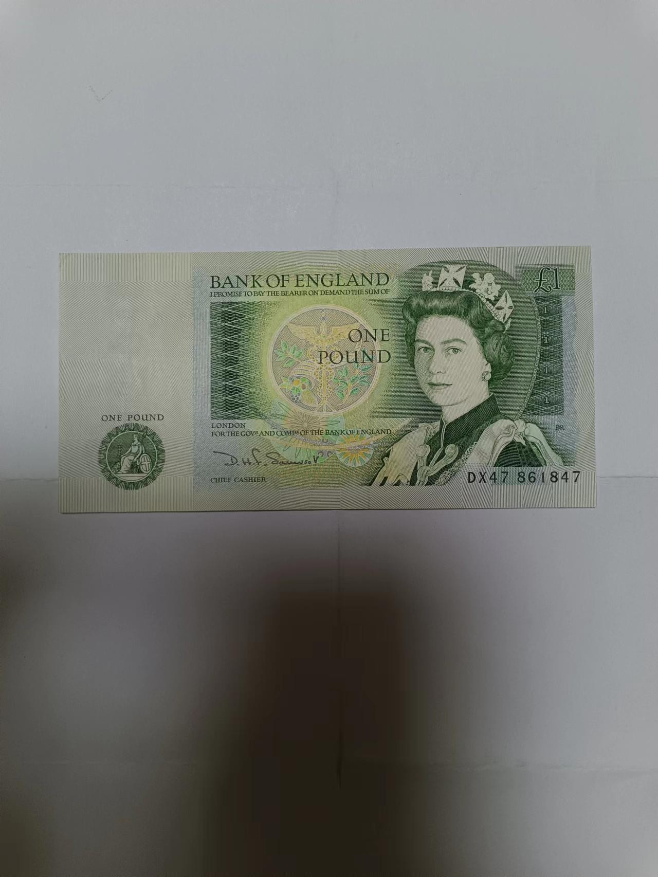 【20230713】非全新纸币第四十一场 英国D序列1镑