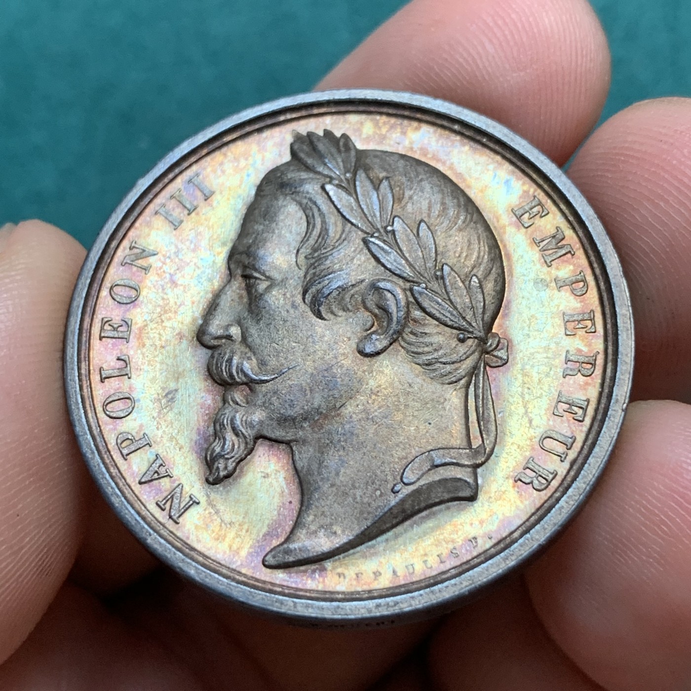 《竞宝斋》八角代币+章牌专场！第182场-周日，周一，周二 3场 (全场包邮) 法国书籍审查委员会银质代币，19.84g，35mm，蜜蜂边铭，漂亮的黄油彩包浆