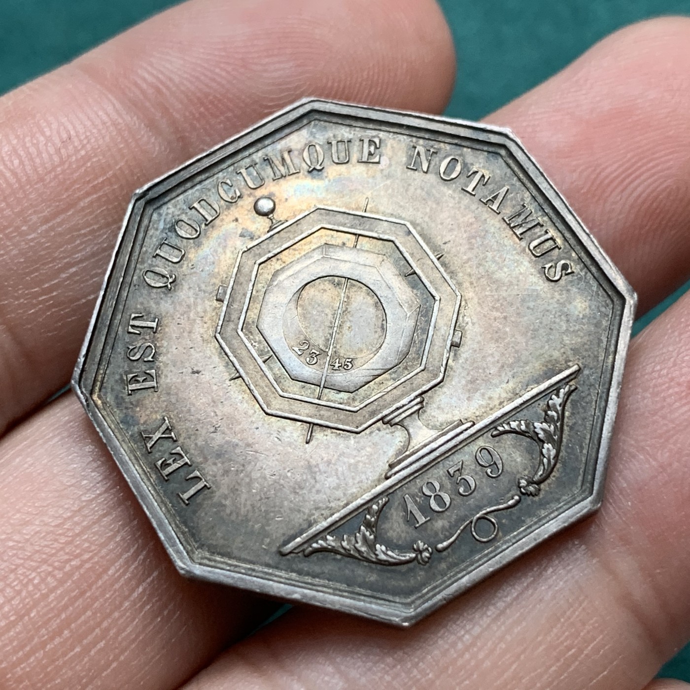 《竞宝斋》八角代币+章牌专场！第182场-周日，周一，周二 3场 (全场包邮) 法国八角银质代币，里昂公证人，14.66g，32.5mm，手指边铭