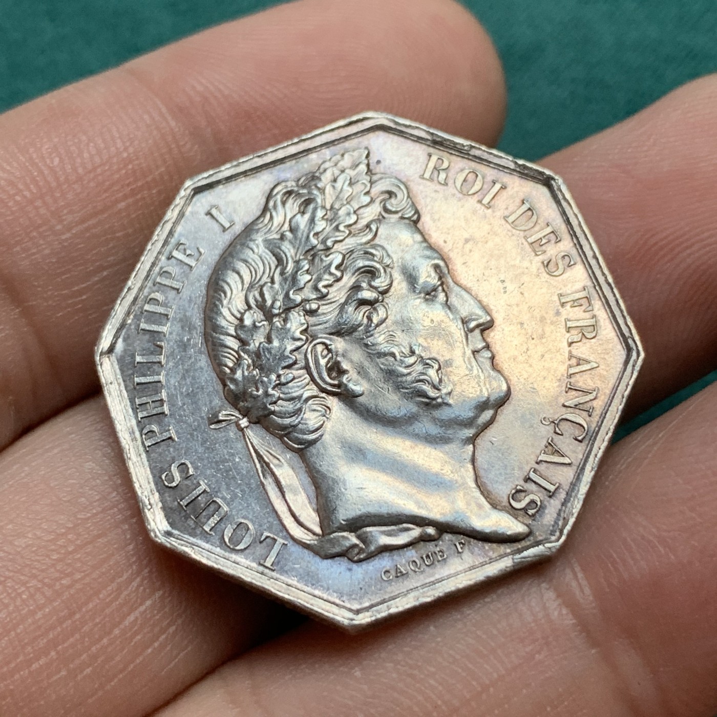 《竞宝斋》八角代币+章牌专场！第182场-周日，周一，周二 3场 (全场包邮) 法国八角银质代币，公共援助军事医院，14.69g，30.5mm，油灯边铭