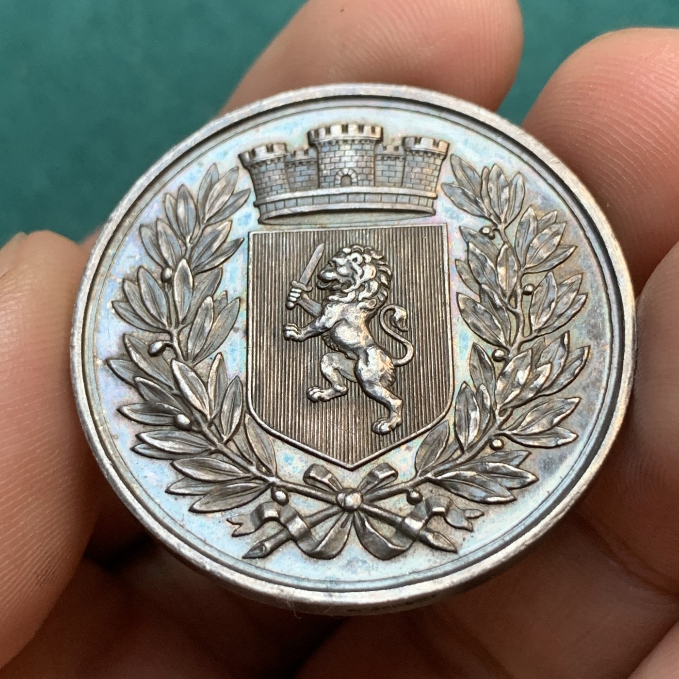 《竞宝斋》八角代币+章牌专场！第182场-周日，周一，周二 3场 (全场包邮) 法国里昂市经纪人银质jeton，21.65mm，35.6mm，手指边铭，五彩包浆