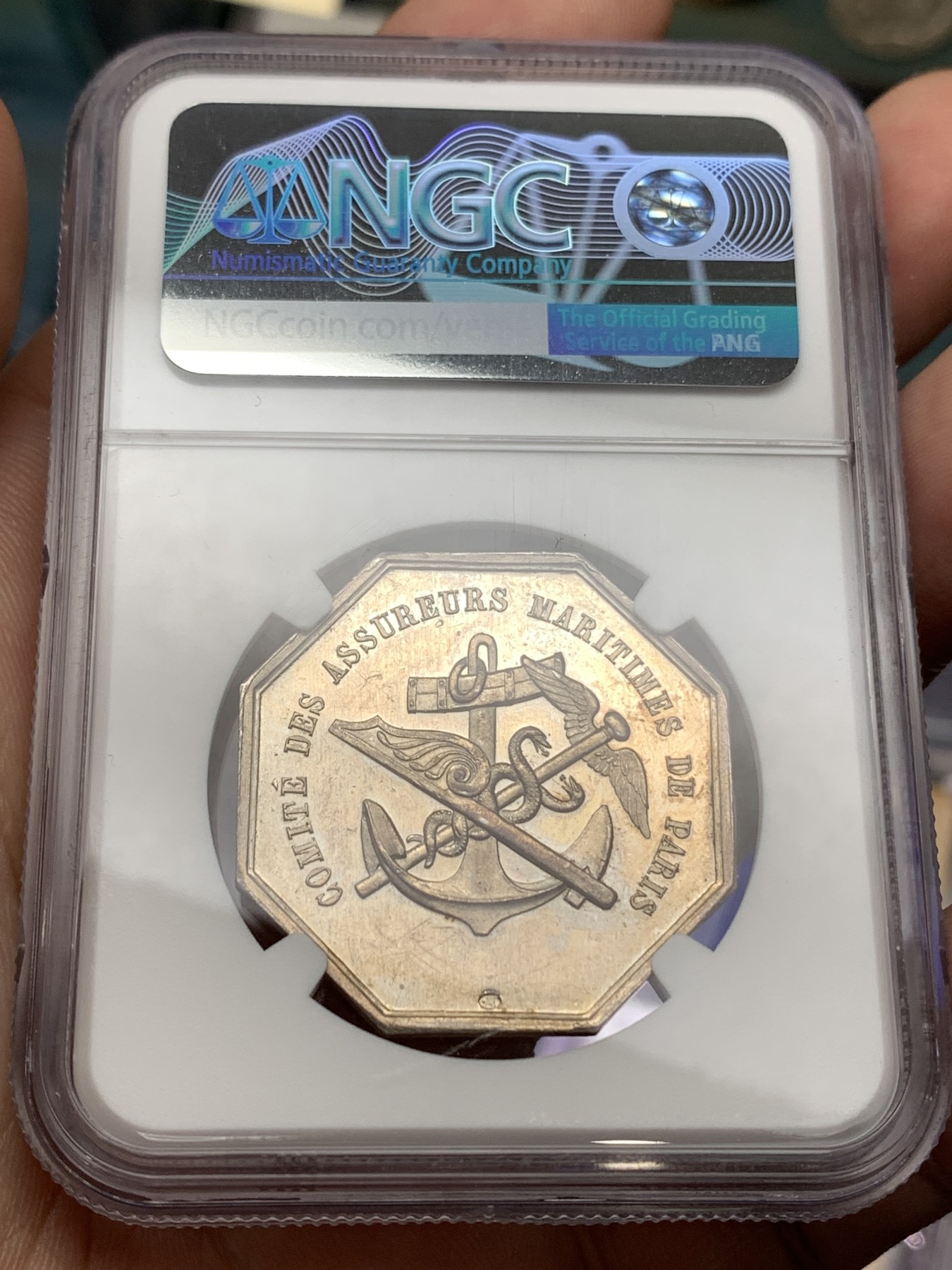 《竞宝斋》八角代币+章牌专场！第182场-周日，周一，周二 3场 (全场包邮) NGC MS61 法国  巴黎保险  银质八角代币 少见品种 背景的帆船细节太好了
