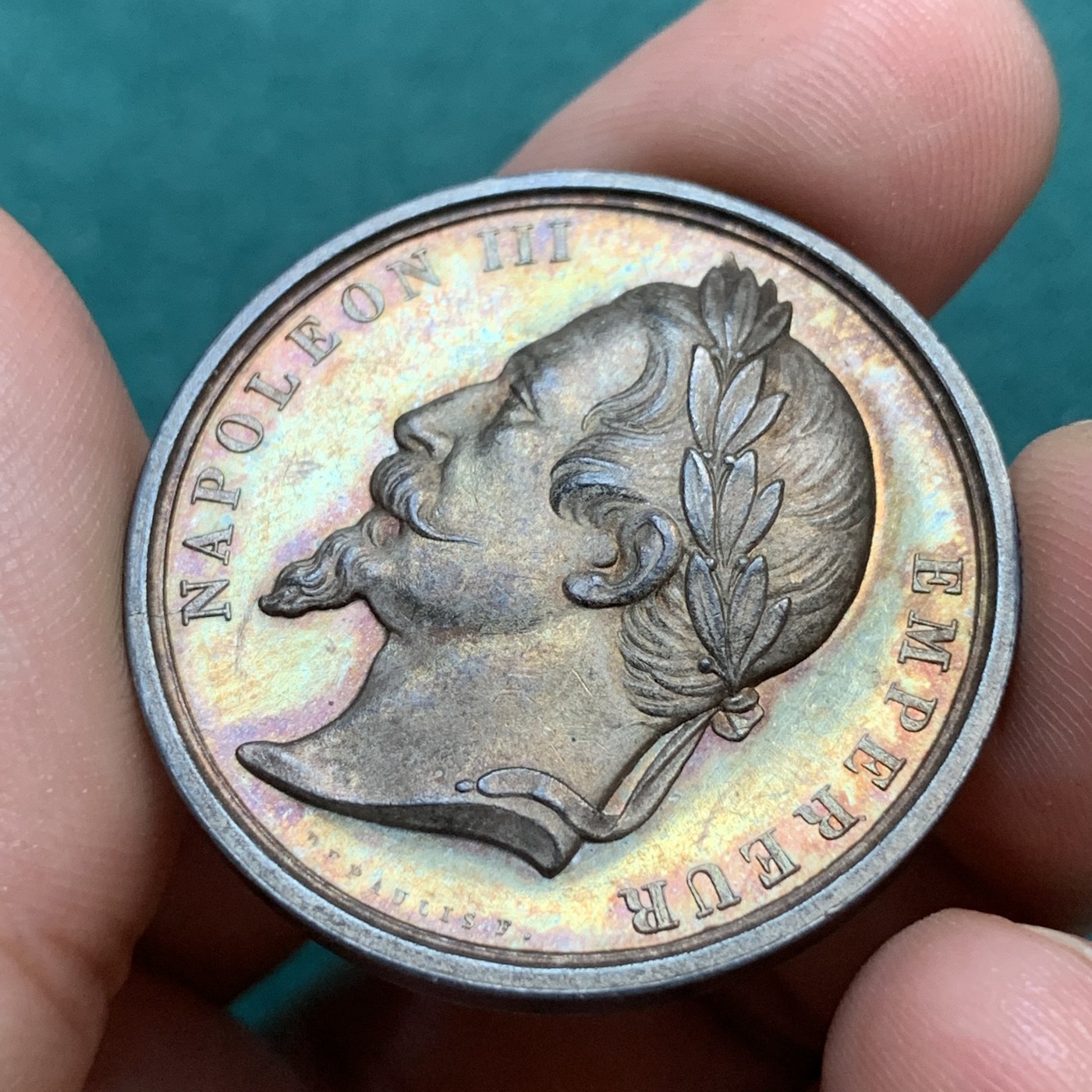 《竞宝斋》八角代币+章牌专场！第182场-周日，周一，周二 3场 (全场包邮) 法国书籍审查委员会银质代币，19.84g，35mm，蜜蜂边铭，漂亮的黄油彩包浆