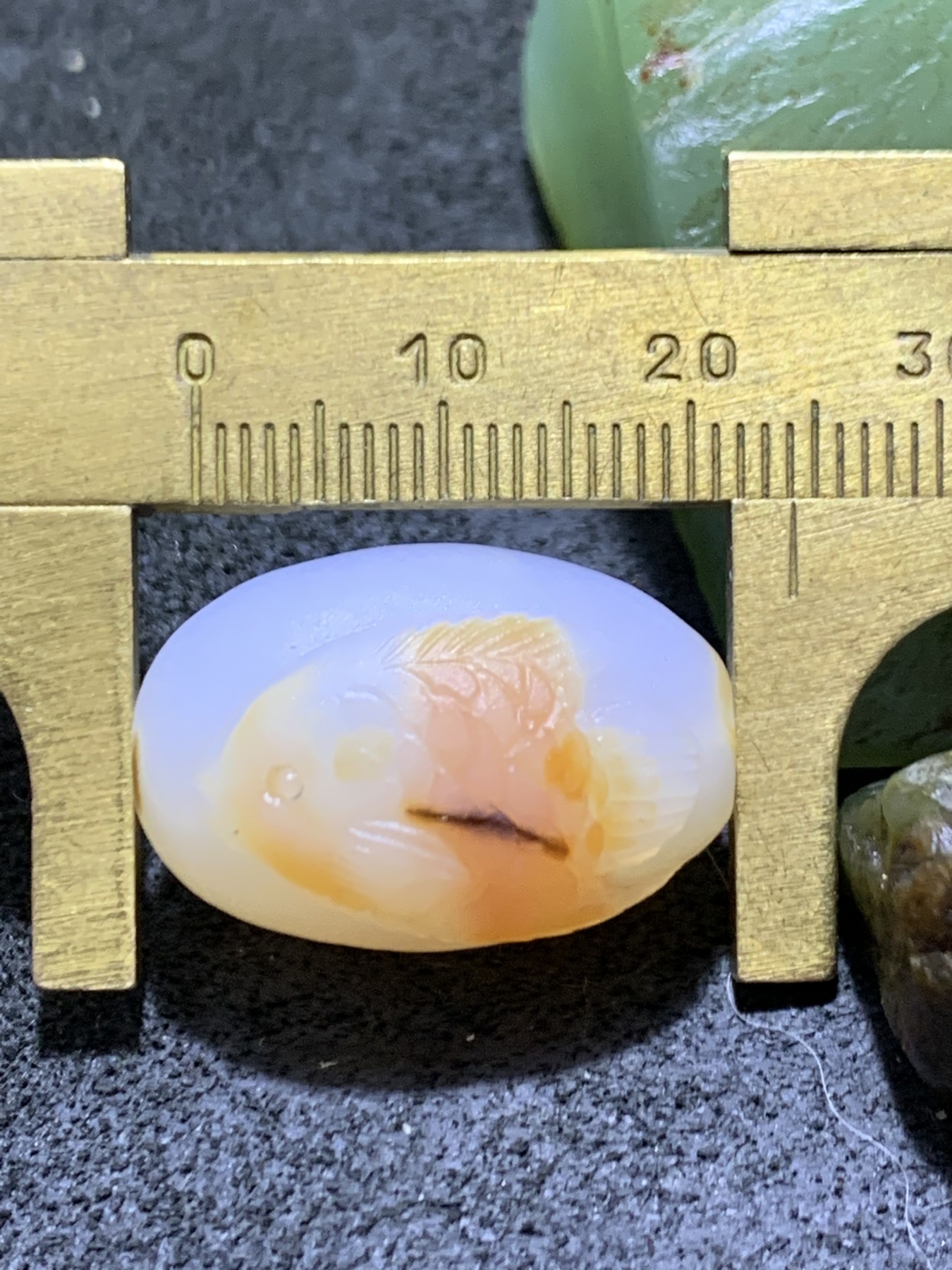 精美亚光高玉化海洋玉髓手工俏色巧雕富贵有余桶珠一个