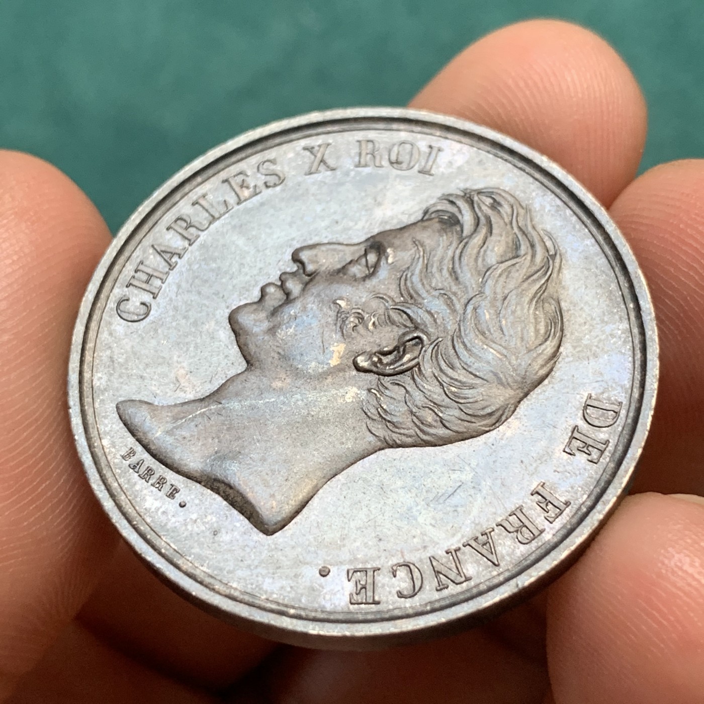 《竞宝斋》八角代币+章牌专场！第182场-周日，周一，周二 3场 (全场包邮) 法国查理十世鲁昂公证人银质jeton，18.22g，34.8mm，早期无边铭，阴阳包浆