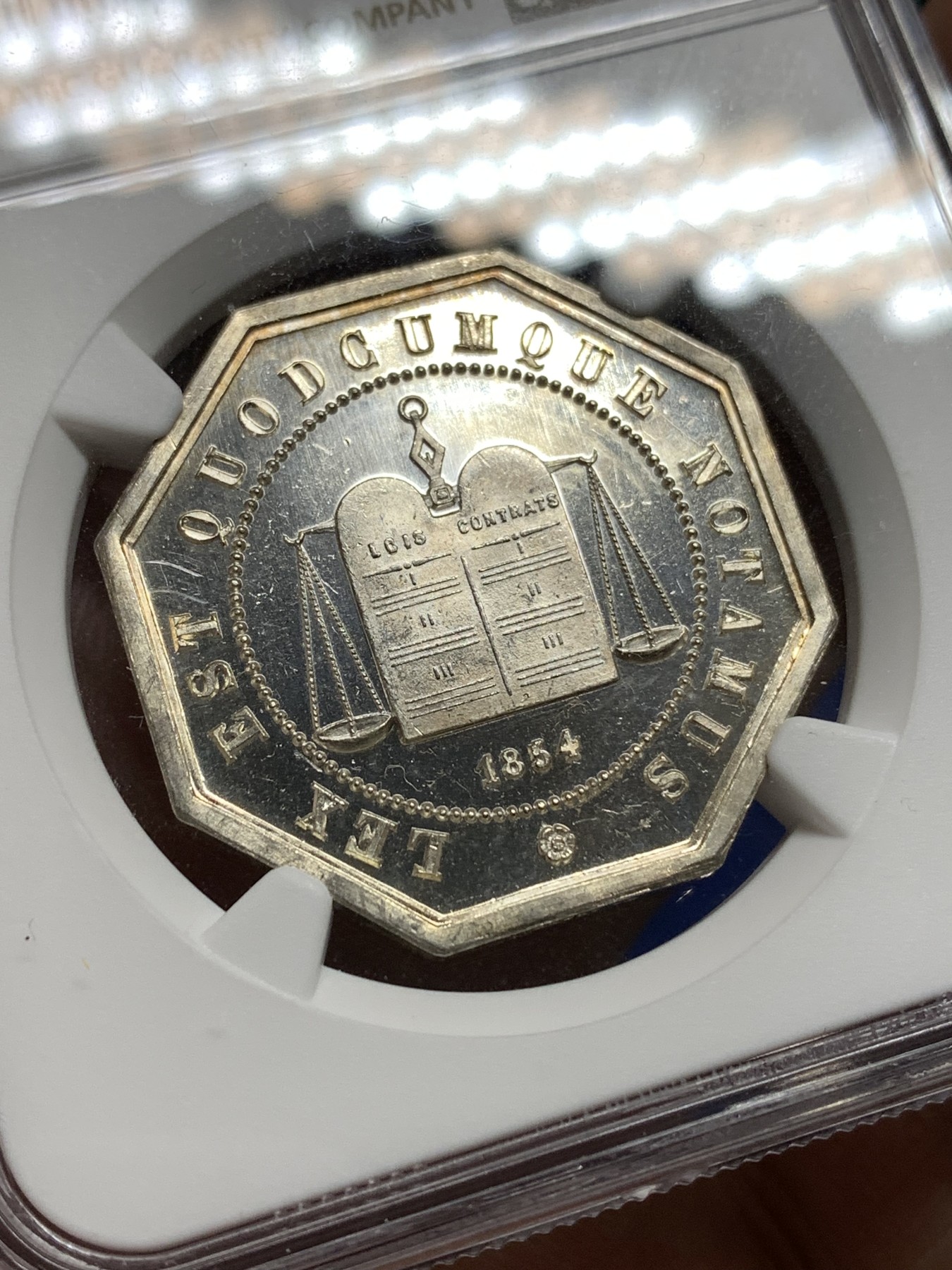 《竞宝斋》八角代币+章牌专场！第182场-周日，周一，周二 3场 (全场包邮) NGC-MS64PL镜面 1854年法国亚眠公证处八角银章代用币