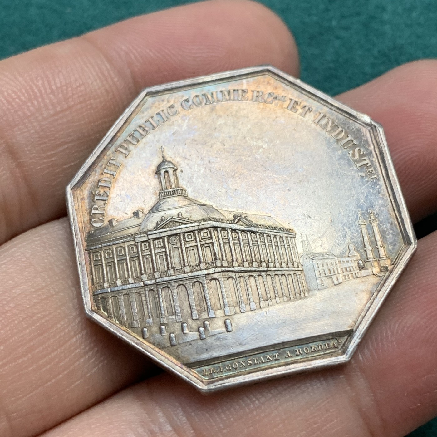 《竞宝斋》八角代币+章牌专场！第182场-周日，周一，周二 3场 (全场包邮) 法国八角银章，波尔多股票经纪人，18.63g，34.8mm，手指边铭，金黄包浆，高点俱在