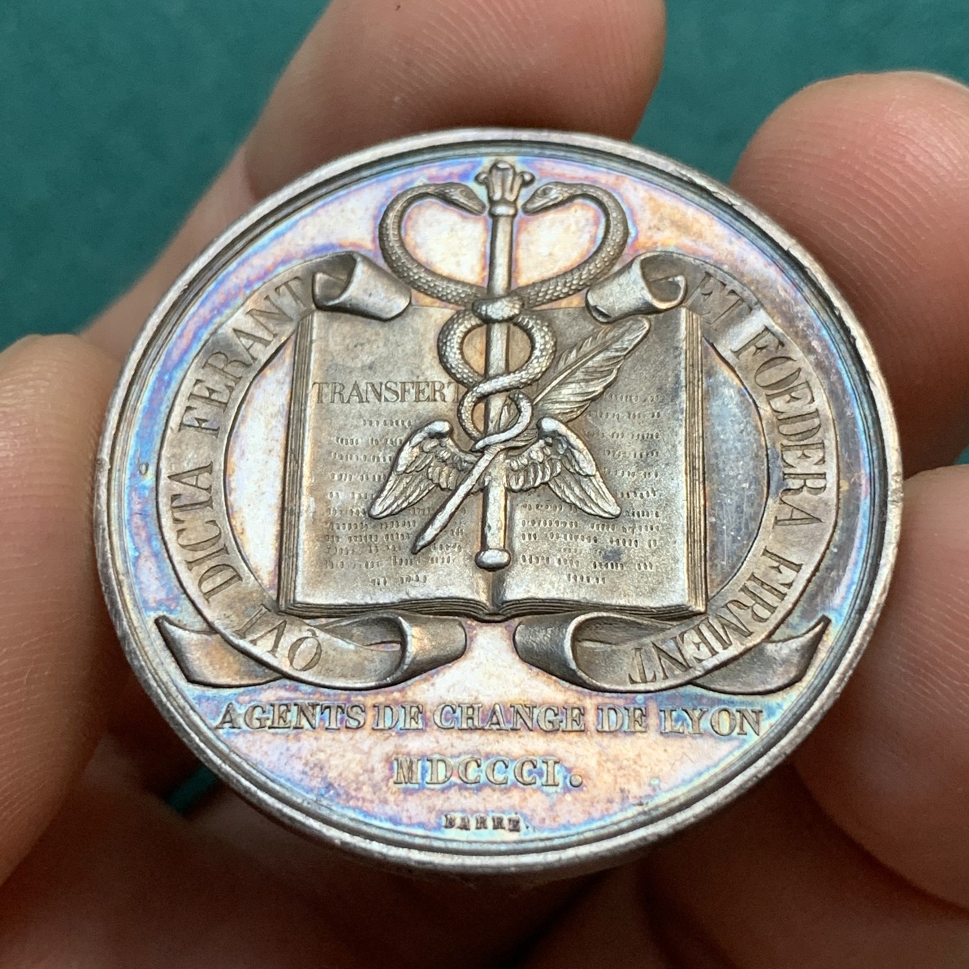 《竞宝斋》八角代币+章牌专场！第182场-周日，周一，周二 3场 (全场包邮) 法国里昂市经纪人银质jeton，21.65mm，35.6mm，手指边铭，五彩包浆