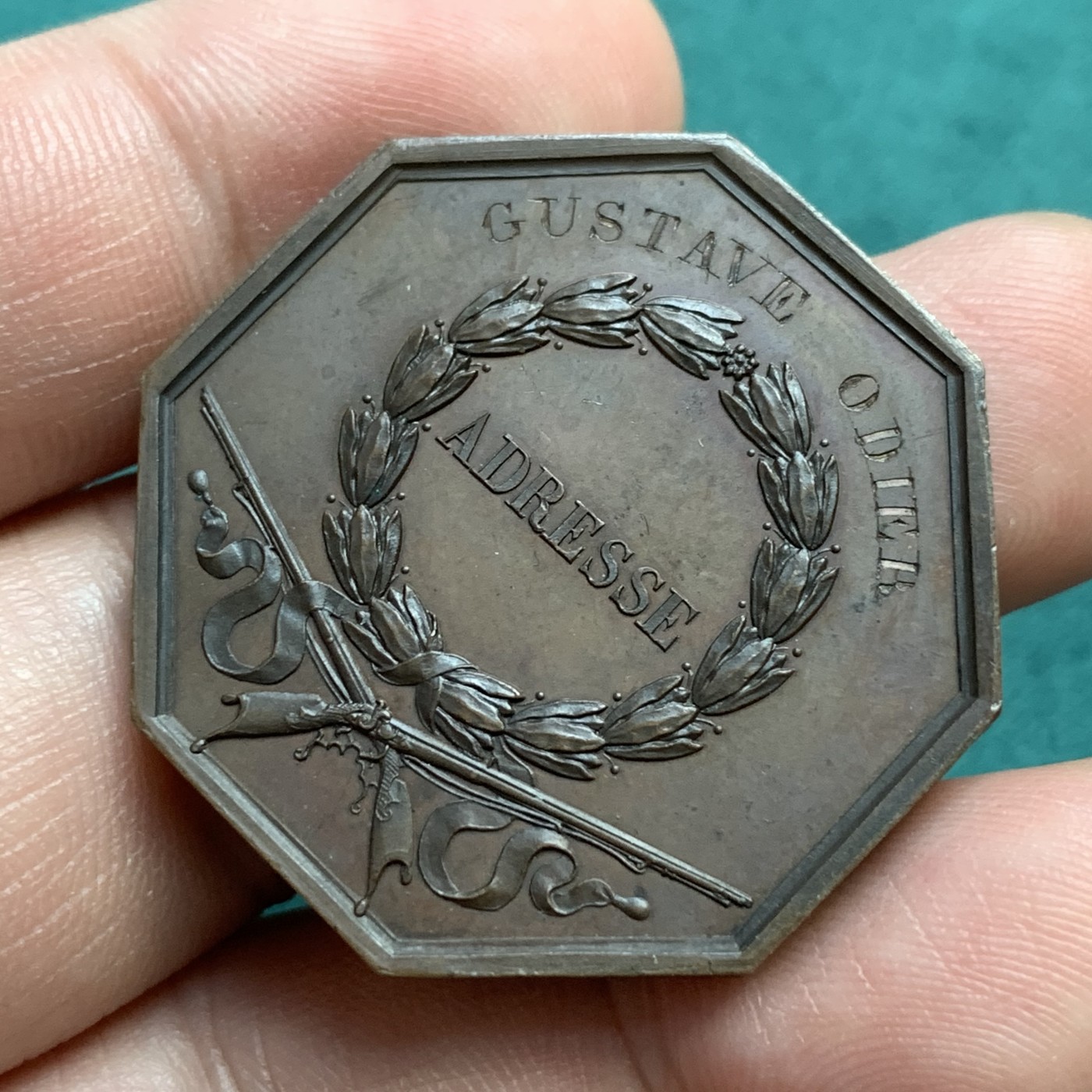 《竞宝斋》八角代币+章牌专场！第182场-周日，周一，周二 3场 (全场包邮) 法国巴黎宪兵队八角红铜代币，18.03g，34.7mm，无戳记，边道割手