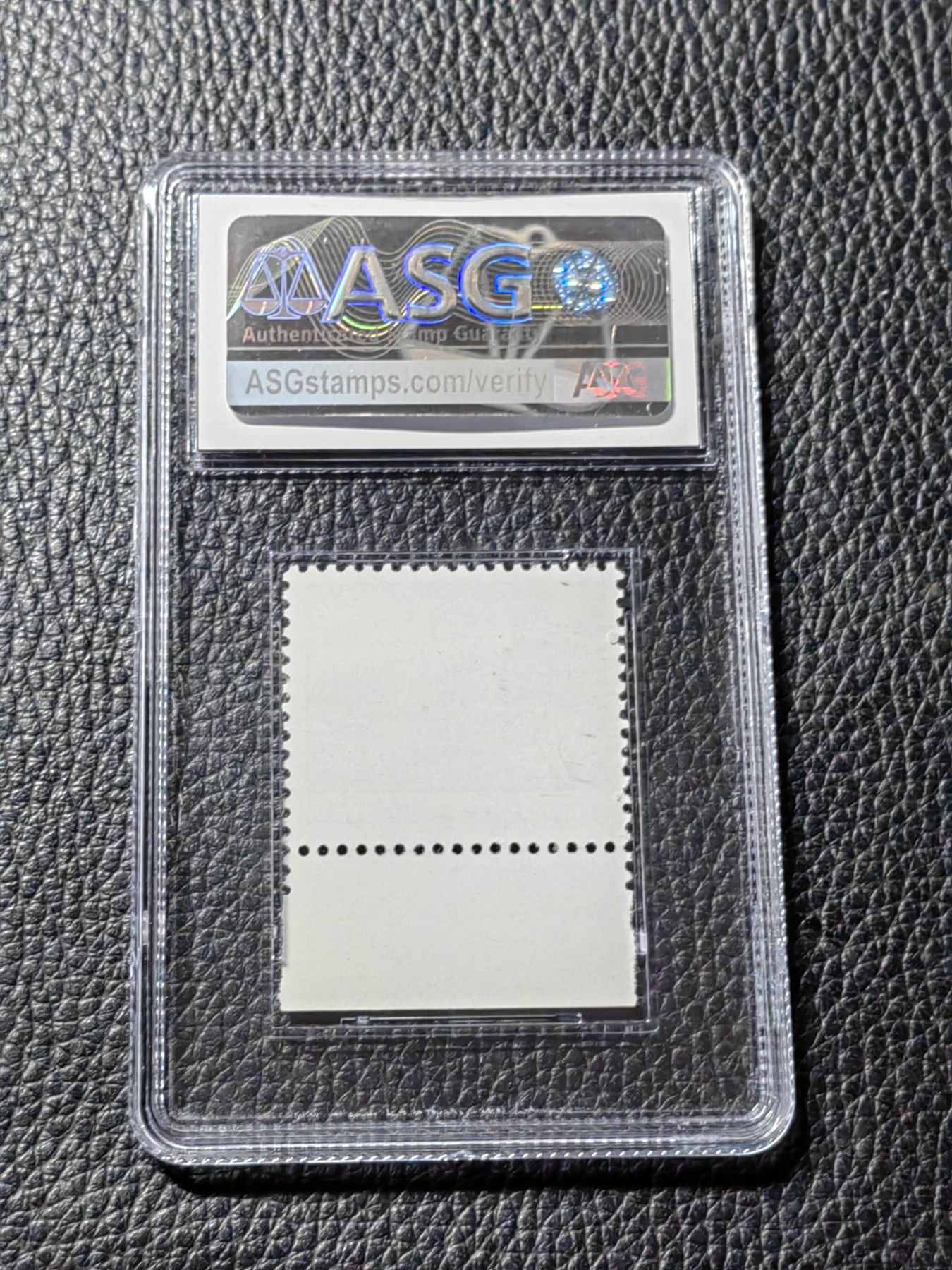 洪涛臻品批发群 精选邮票限时拍卖第三百二十三期  【精品95冠军分】普无号 宝塔山  一枚 ASG95OP， 冠军分，配套必备，95分非常难得，普无号95套拍卖成交价1万四五，每一枚95分都值得珍惜
