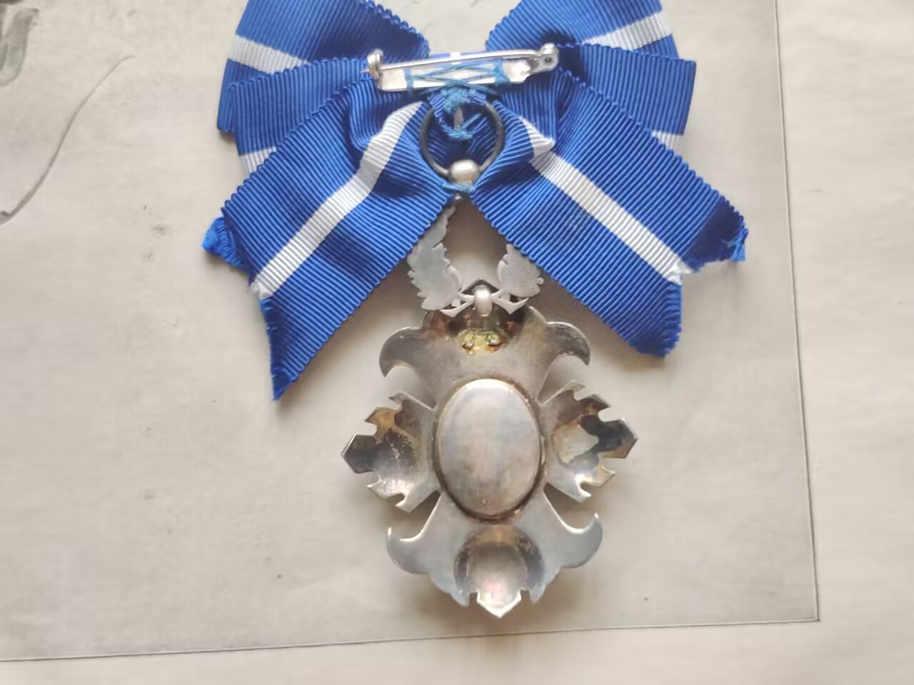 老威廉第三次麦稀奇拍卖 西班牙骑士级女版民事功绩勋章，西班牙国王阿方索十三世于1926年设立