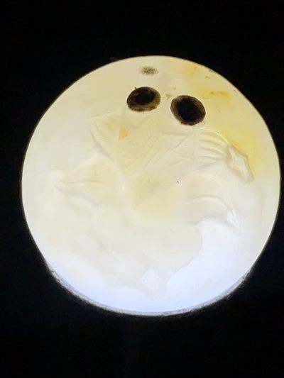 精美亚光冰飘高润度战国红玛瑙手工俏色巧雕金鱼2.0圆珠一个！ 精美亚光冰飘高润度战国红玛瑙手工俏色巧雕金鱼2.0圆珠一个！