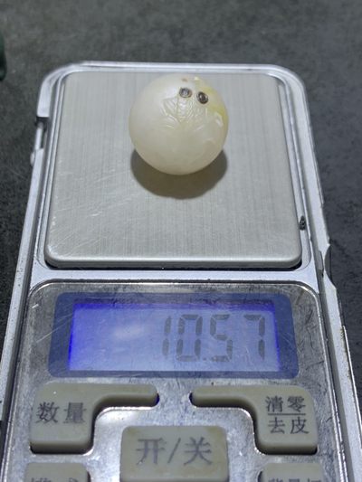 精美亚光冰飘高润度战国红玛瑙手工俏色巧雕金鱼2.0圆珠一个！ 精美亚光冰飘高润度战国红玛瑙手工俏色巧雕金鱼2.0圆珠一个！