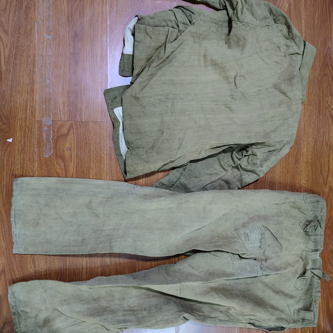 全场0元起拍 第73期 咸鱼国勋章拍卖专场 7月16日（周日）下午6：00开始 日本国战时民服一套，小码