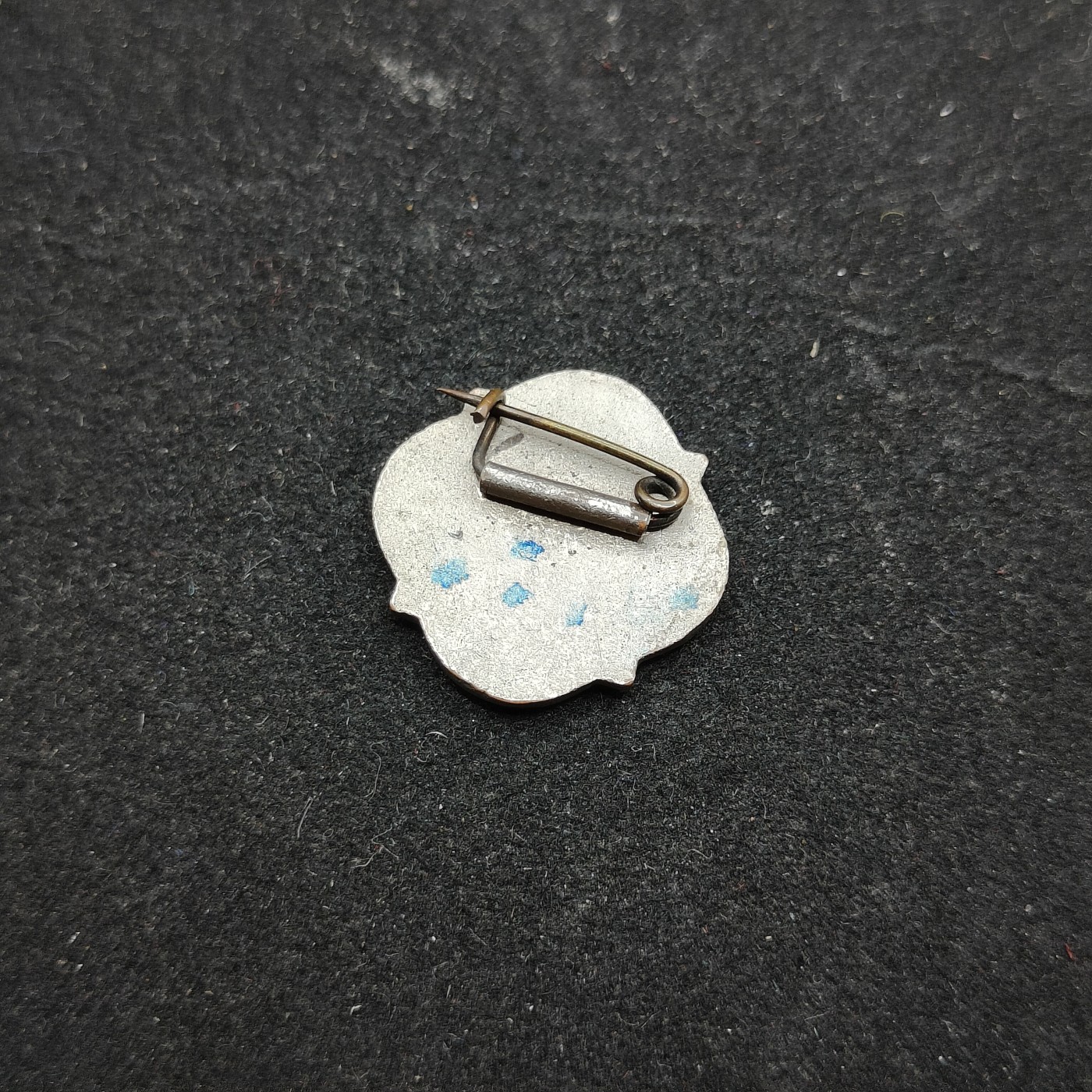 全场0元起拍 第73期 咸鱼国勋章拍卖专场 7月16日（周日）下午6：00开始 日本幼字珐琅章