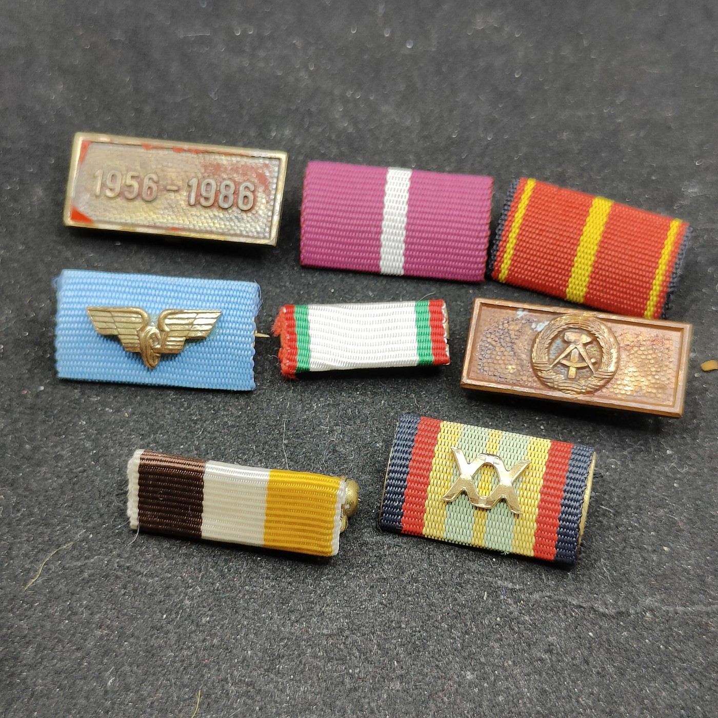 全场0元起拍 第73期 咸鱼国勋章拍卖专场 7月16日（周日）下午6：00开始 各国略授9个