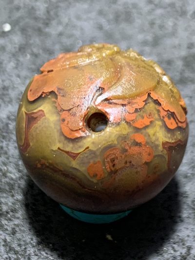 精美冰飘亚光战国红玛瑙手工俏色巧如意2.0圆珠一个， 精美冰飘亚光战国红玛瑙手工俏色巧如意2.0圆珠一个，