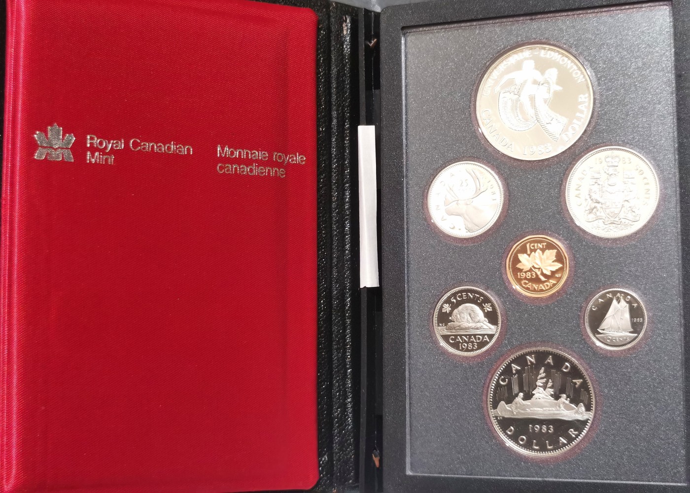 博洋堂世界钱币拍卖第034期（全场包邮） 1983年加拿大精制7枚套，最大的一枚是银币