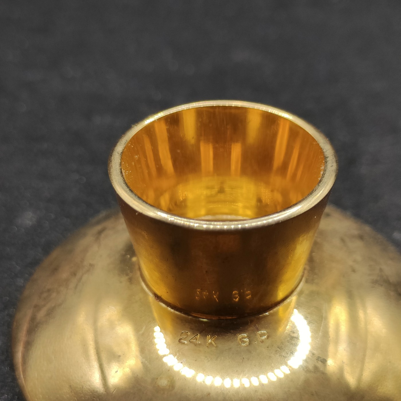 全场0元起拍 第73期 咸鱼国勋章拍卖专场 7月16日（周日）下午6：00开始 日本24k镀金金杯