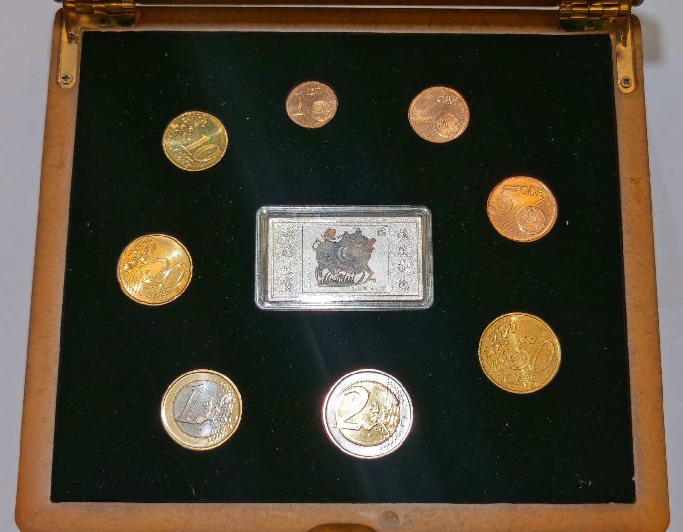 博洋堂世界钱币拍卖第034期（全场包邮） 2007年老凤祥含猪年纪念银条30克，送礼佳品