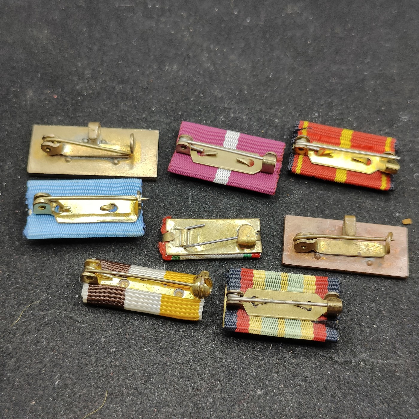 全场0元起拍 第73期 咸鱼国勋章拍卖专场 7月16日（周日）下午6：00开始 各国略授9个