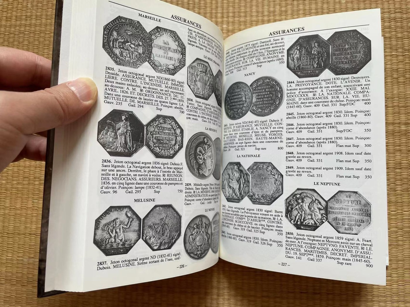博洋堂世界钱币拍卖第034期（全场包邮） 法国JETONS代币目录，全新，348页，收录了3892个品种，最权威的法国代币目录