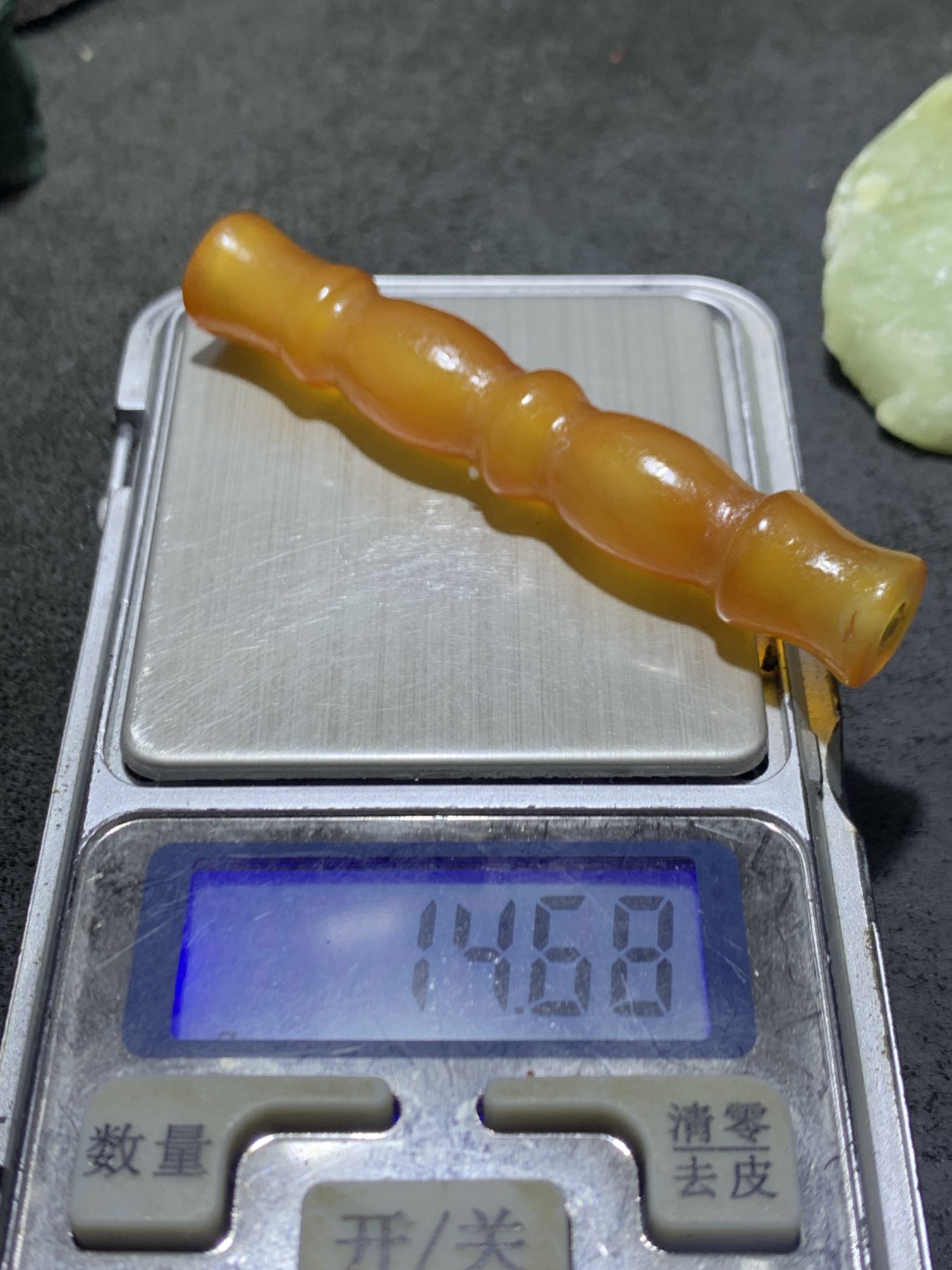 精美风化纹高玉化竹节大桶珠一颗