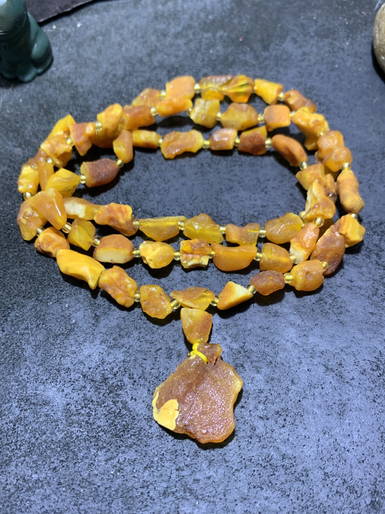 精美天然乌克兰蜜蜡随形原石项链1条！