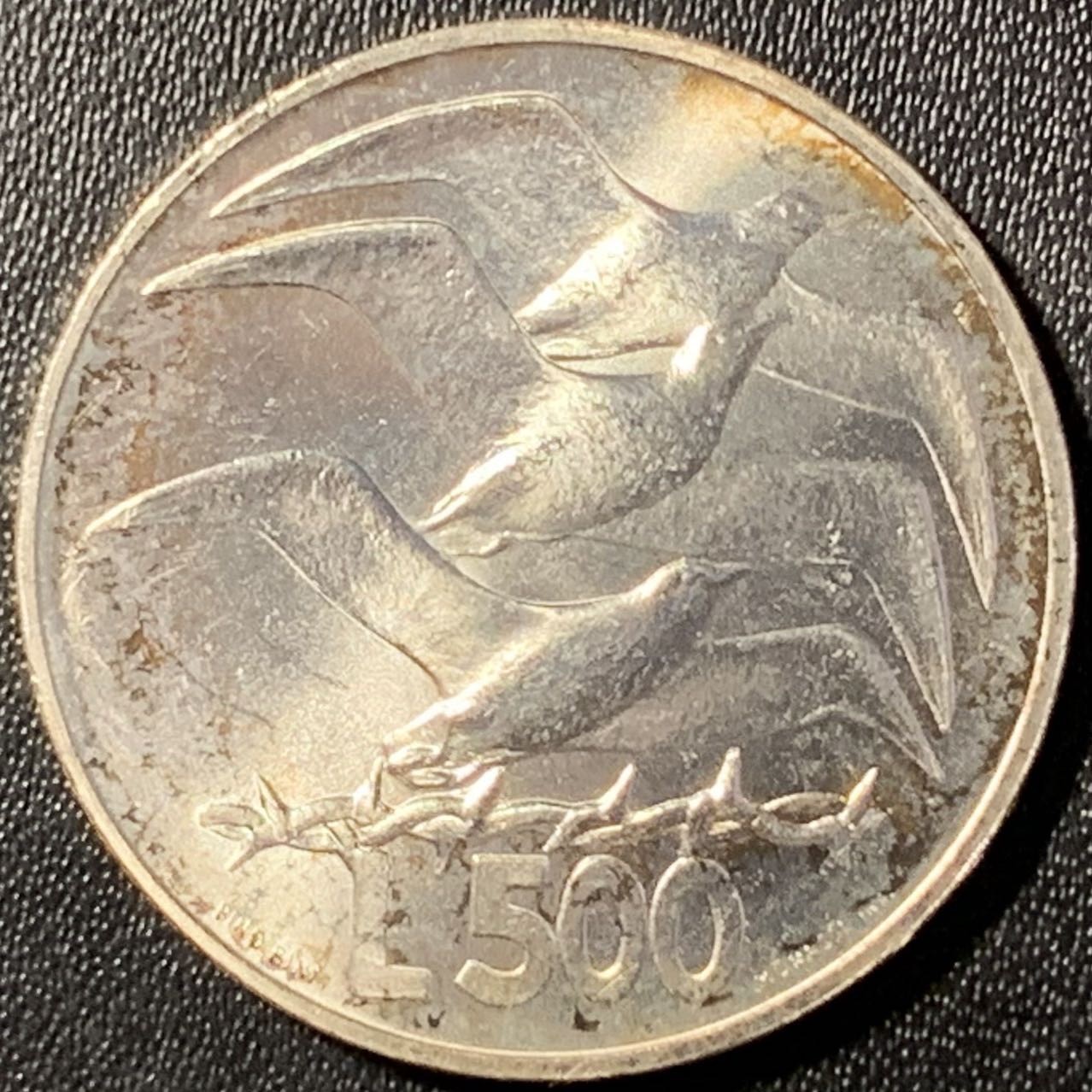 紫瑗钱币——第288期拍卖 圣马力诺 1975年 带刺海鸥 500里拉 11克 0.835银 UNC