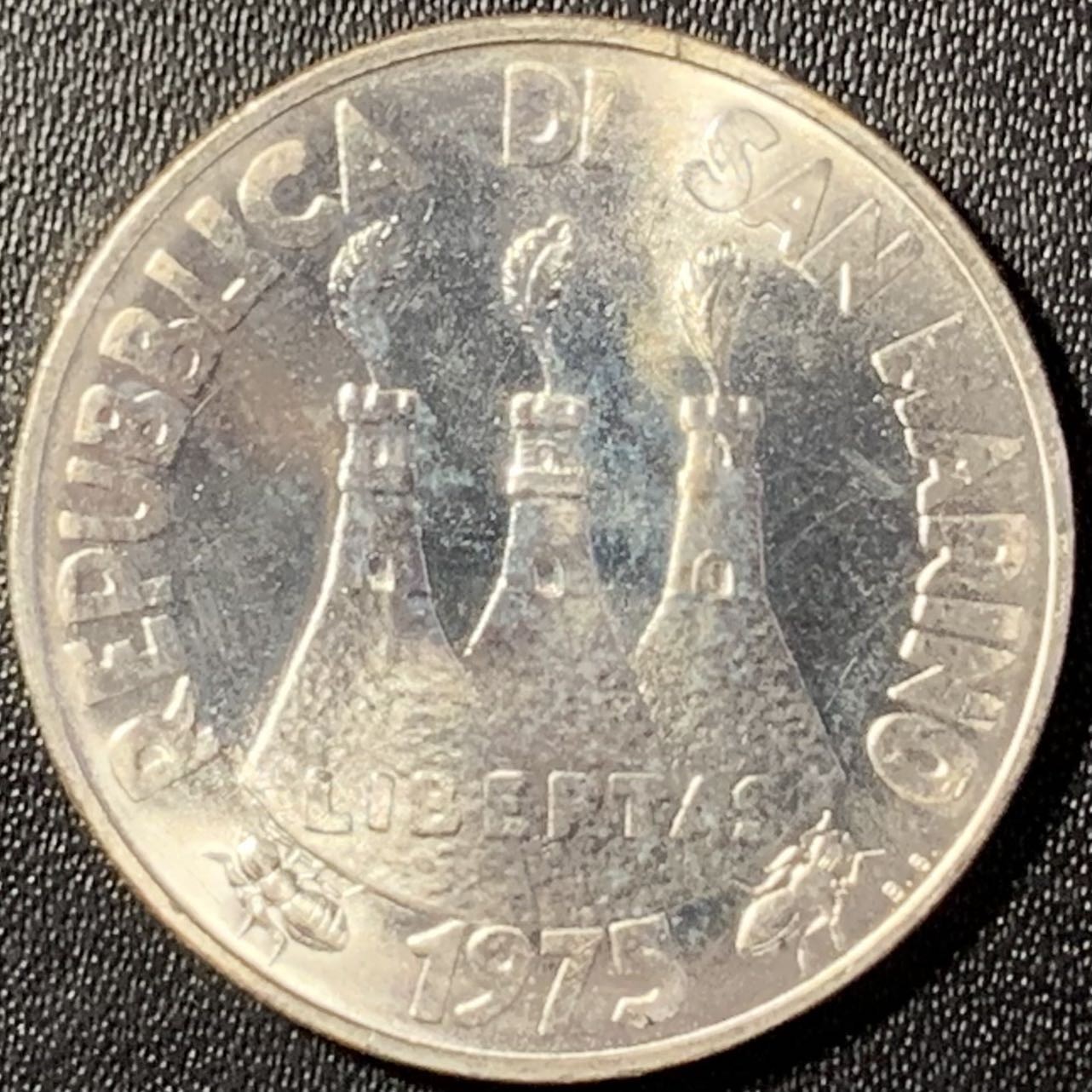 紫瑗钱币——第288期拍卖 圣马力诺 1975年 带刺海鸥 500里拉 11克 0.835银 UNC